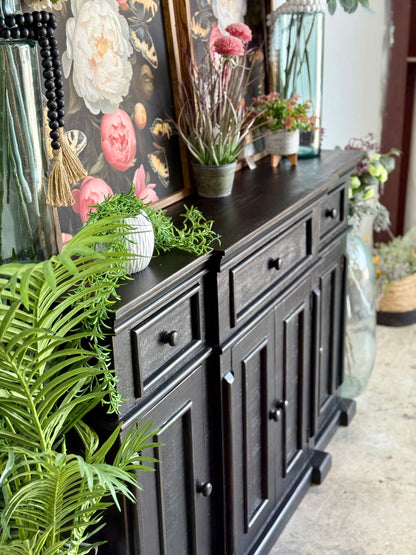 Lindsey 4-Door Console-Handrubbed Black