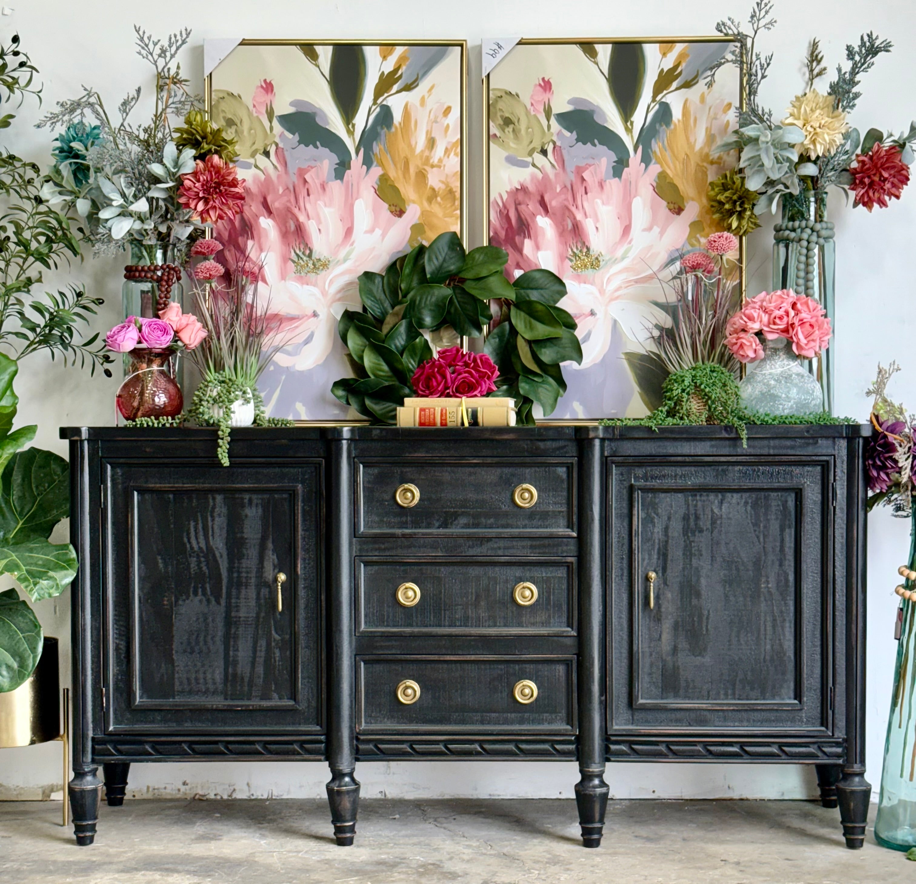 Juliette Console-Black/ Gold