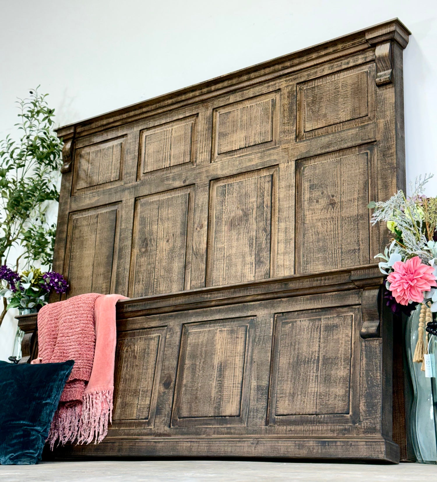 Jasmine King Bed-Honeywood™