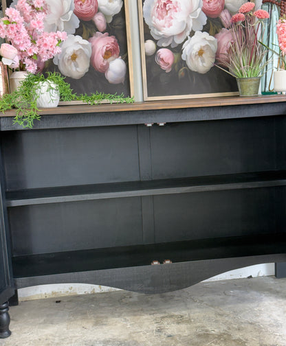 Natty Console- Handrubbed Black/Honeywood