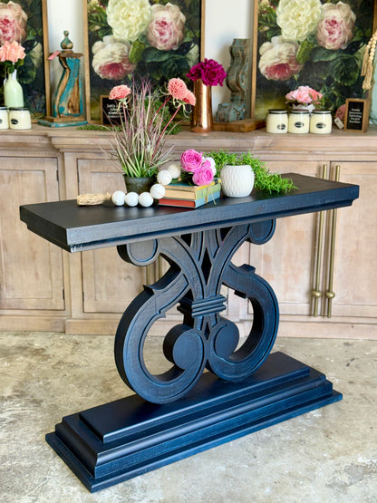 Harp Entryway-Deep Blue