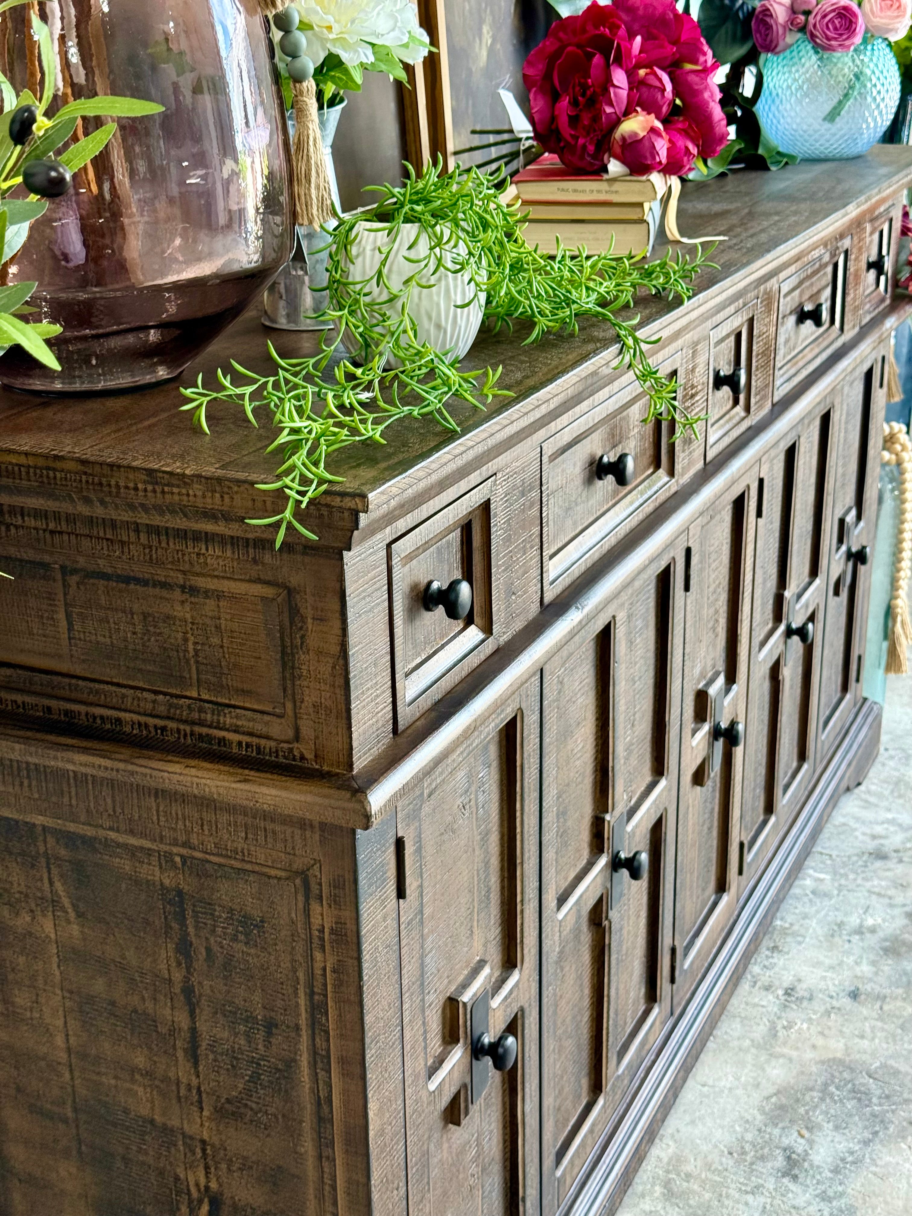 Gabriella Console-Honeywood™