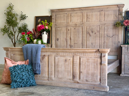 Jasmine King Bed-Soft Drift™