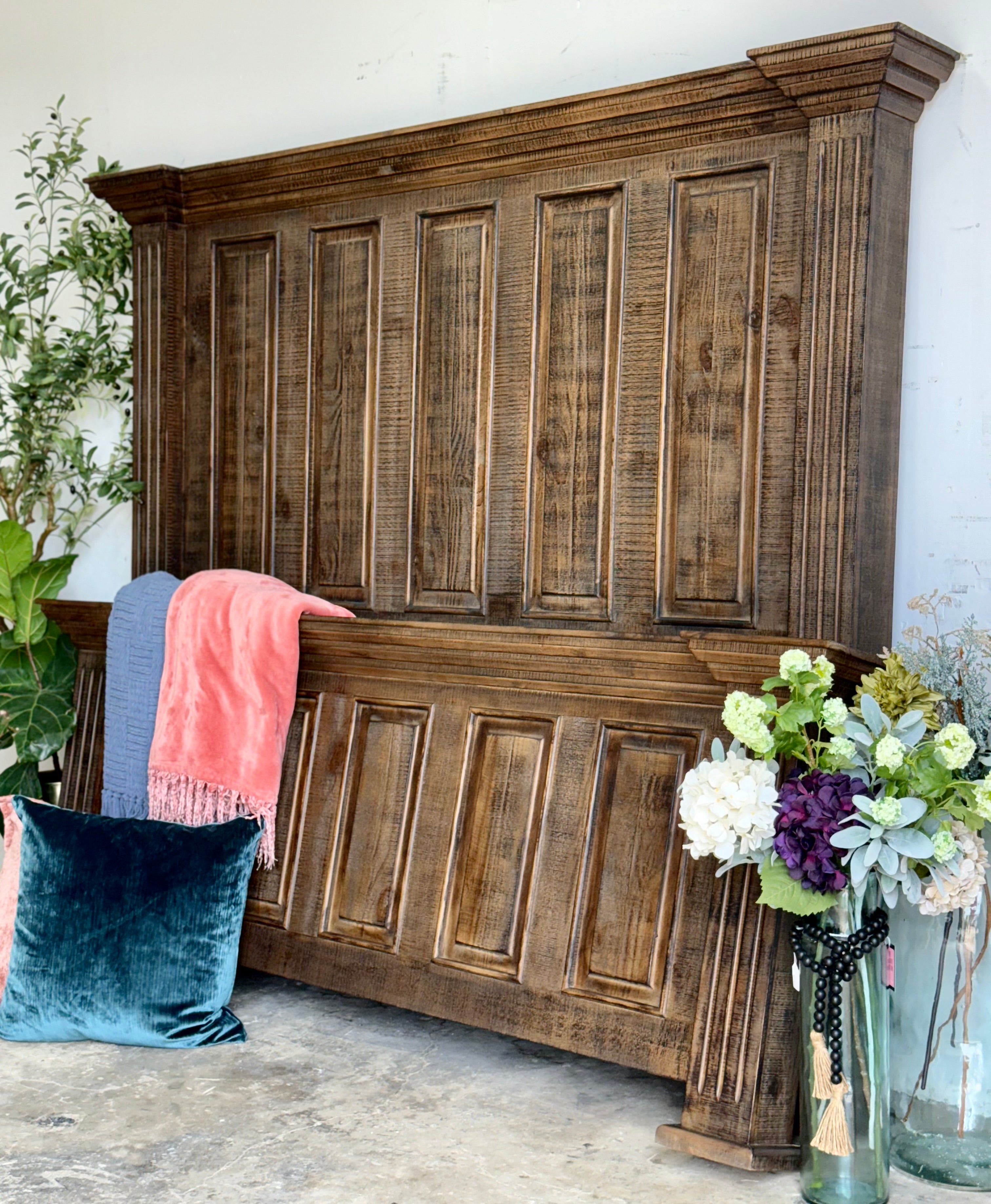 Charlotte King Paneled Bed-Honeywood™
