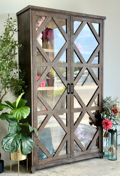 Piper Vitrine-Honeywood™/Dove