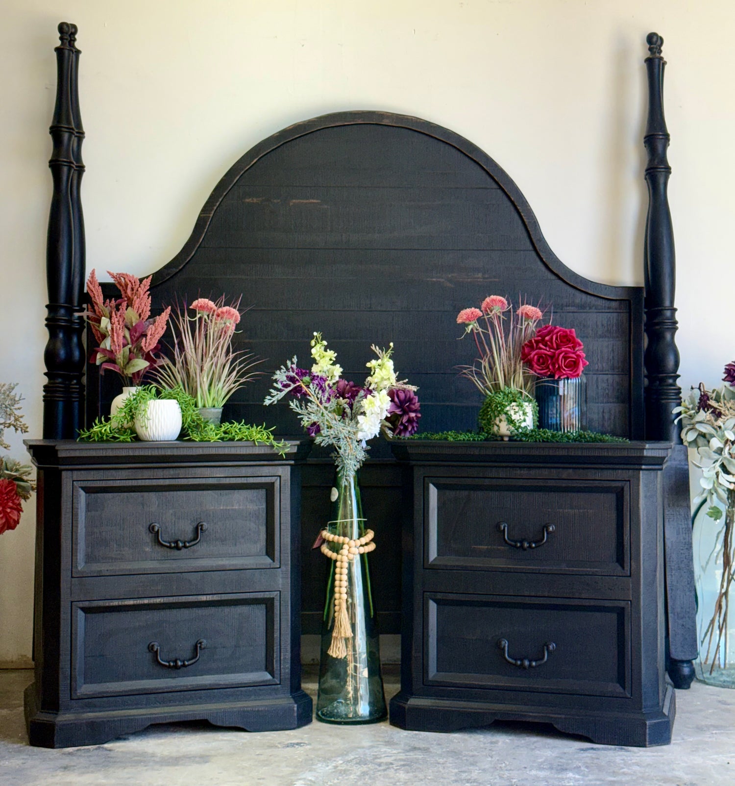 Willow Nightstand-Handrubbed Black