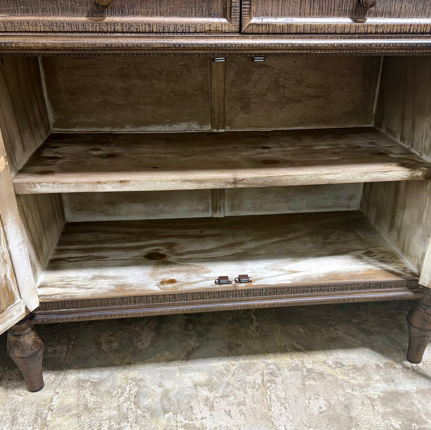 Celine 4 Door Console-Honeywood™