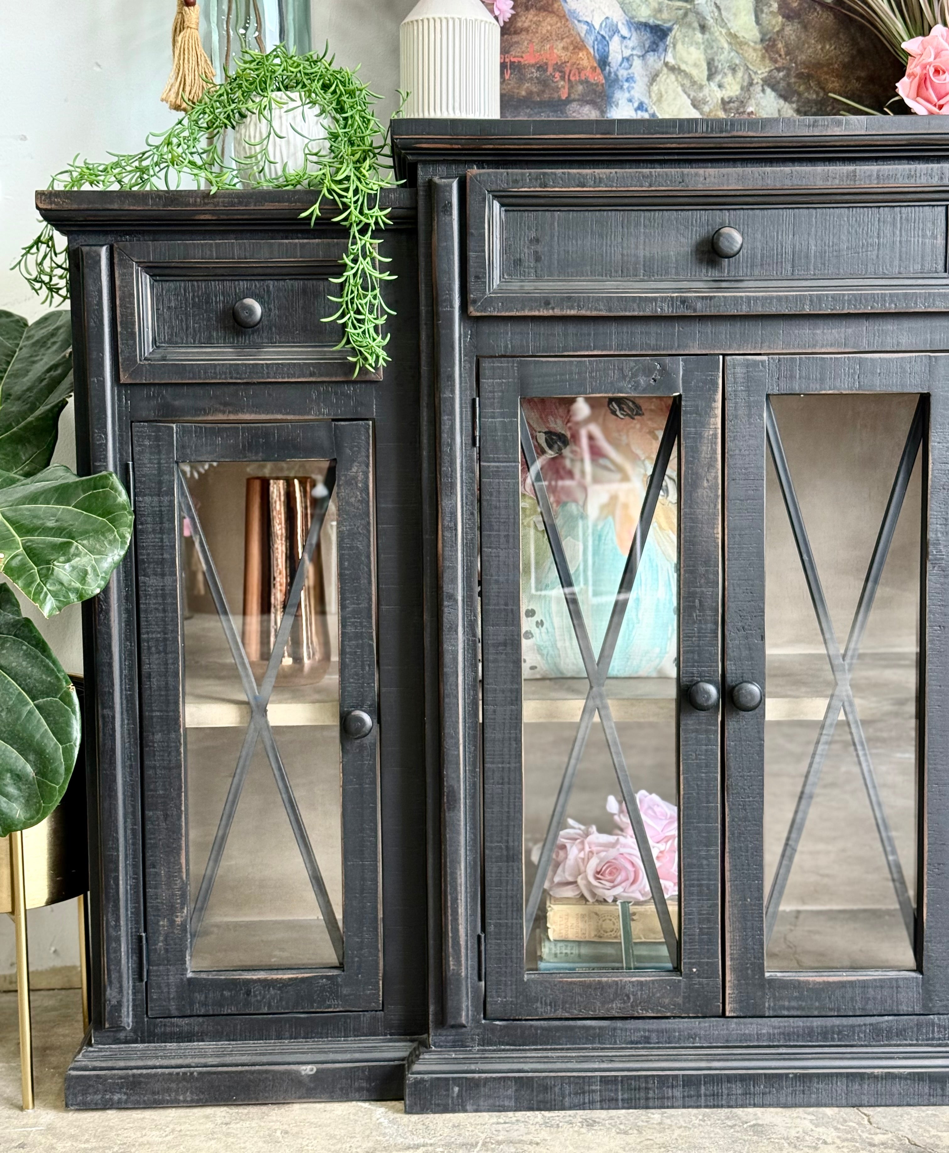 Oliver 6-Door Console-Black/Dove