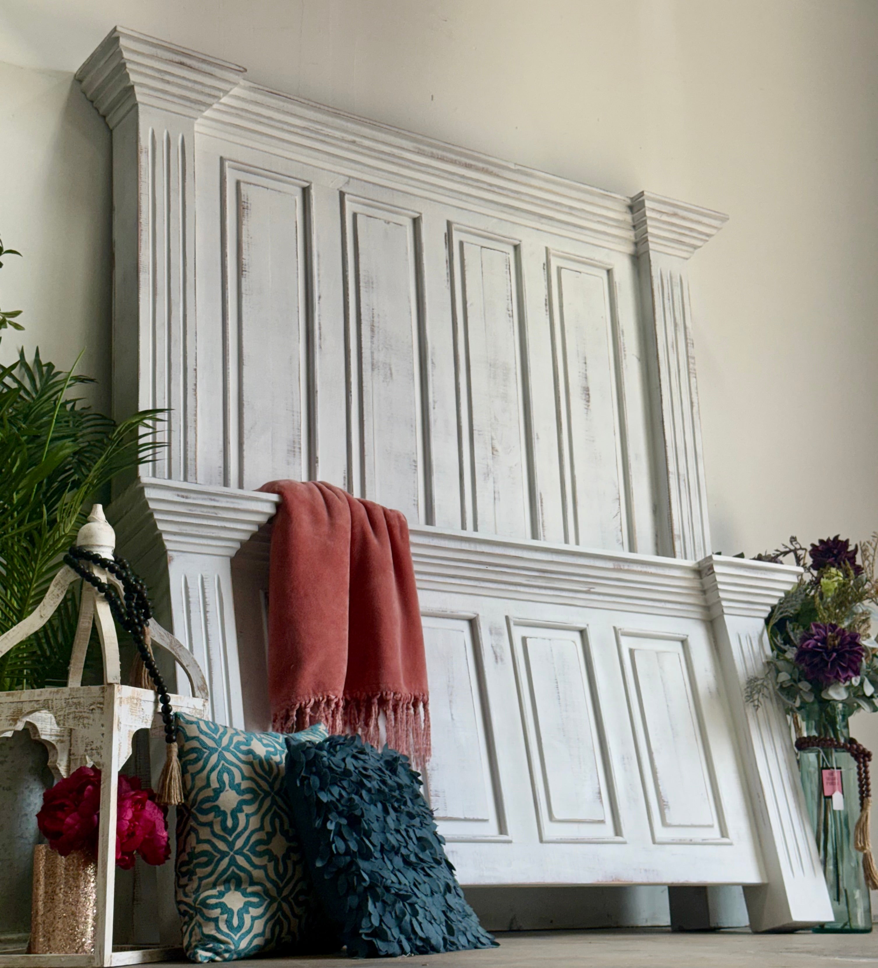 Charlotte Queen Paneled Bed-Whisper White