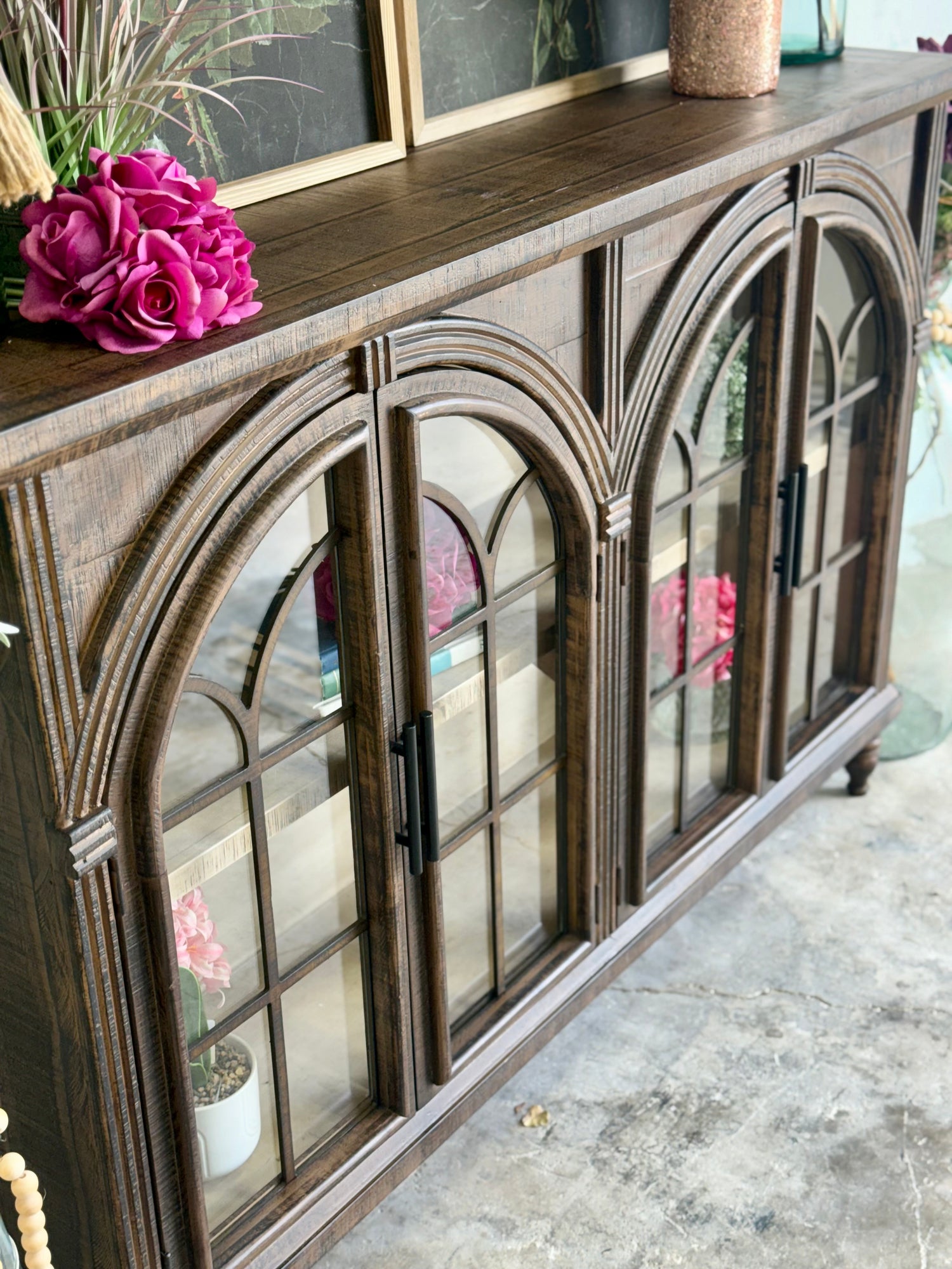 Colette Console-Honeywood/Dove