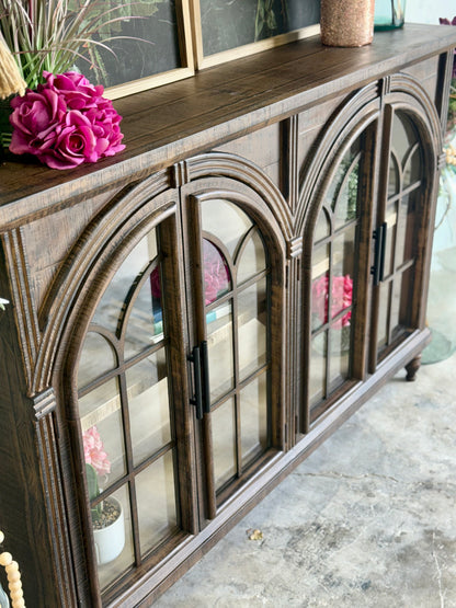 Colette Console-Honeywood/Dove