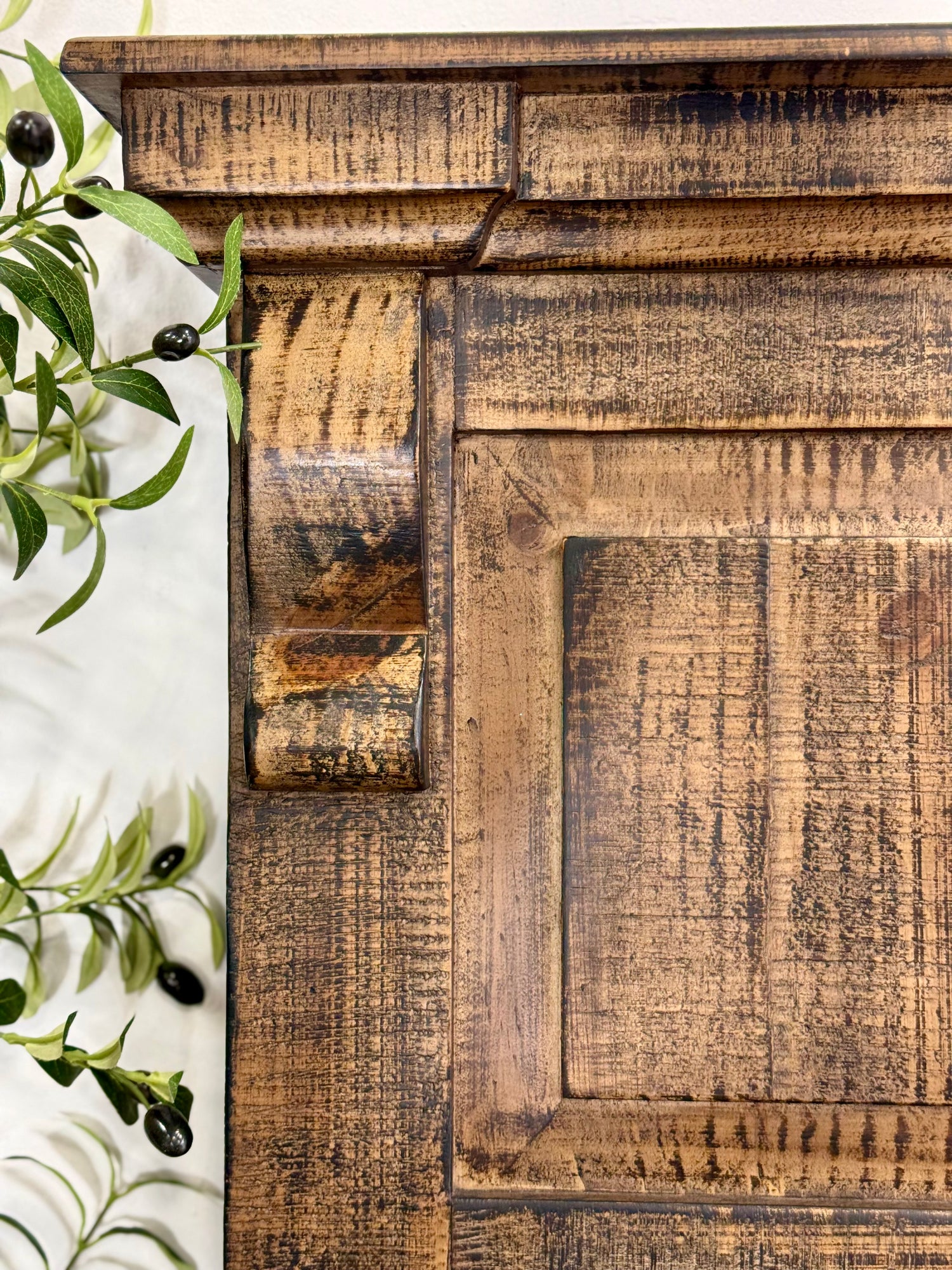 Jasmine King Bed-Honeywood™