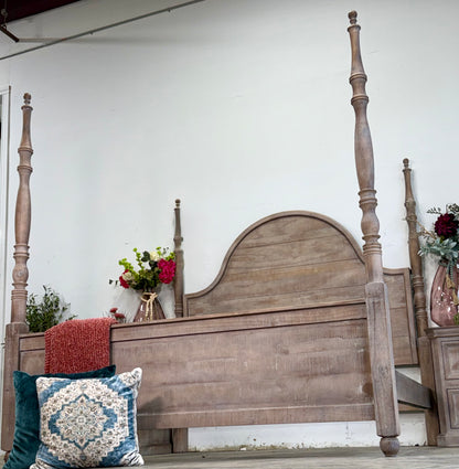 Willow King 4 Poster Bed-Soft Drift™