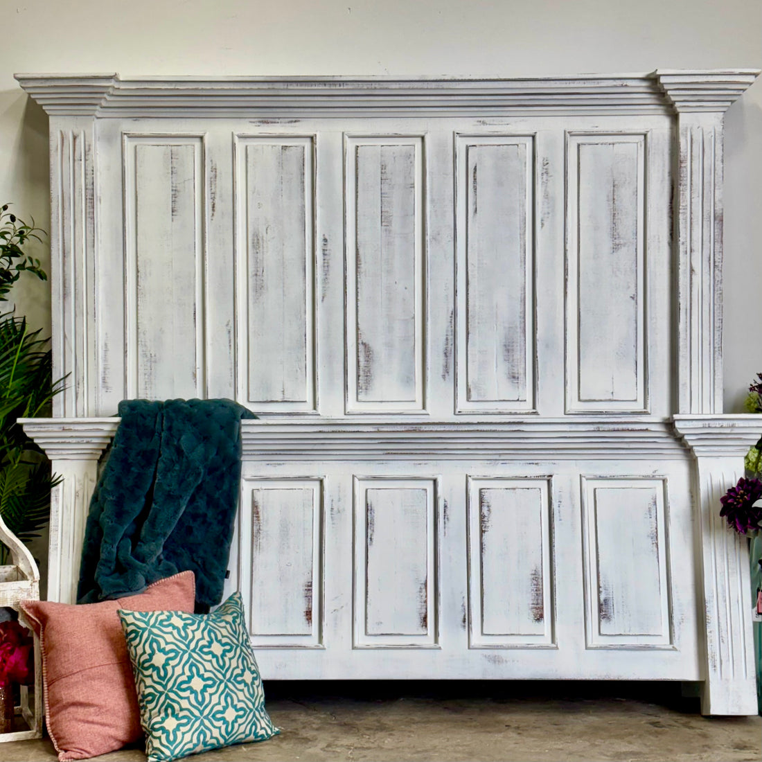 Charlotte King Paneled Bed-Whisper White