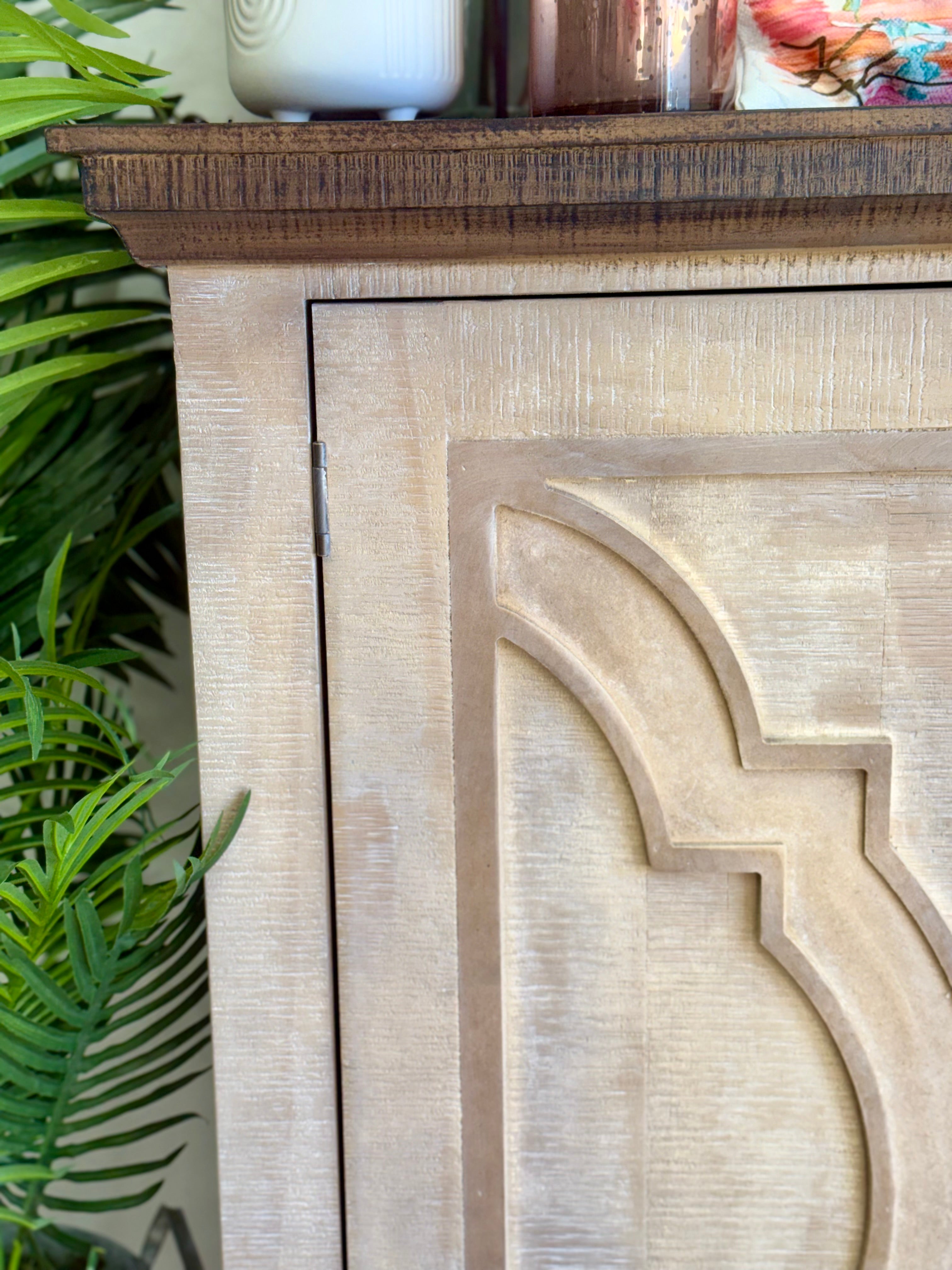 Morgan 4 Door Console-Soft Drift/Honeywood