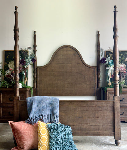 Willow Queen 4 Poster Bed-Honeywood™