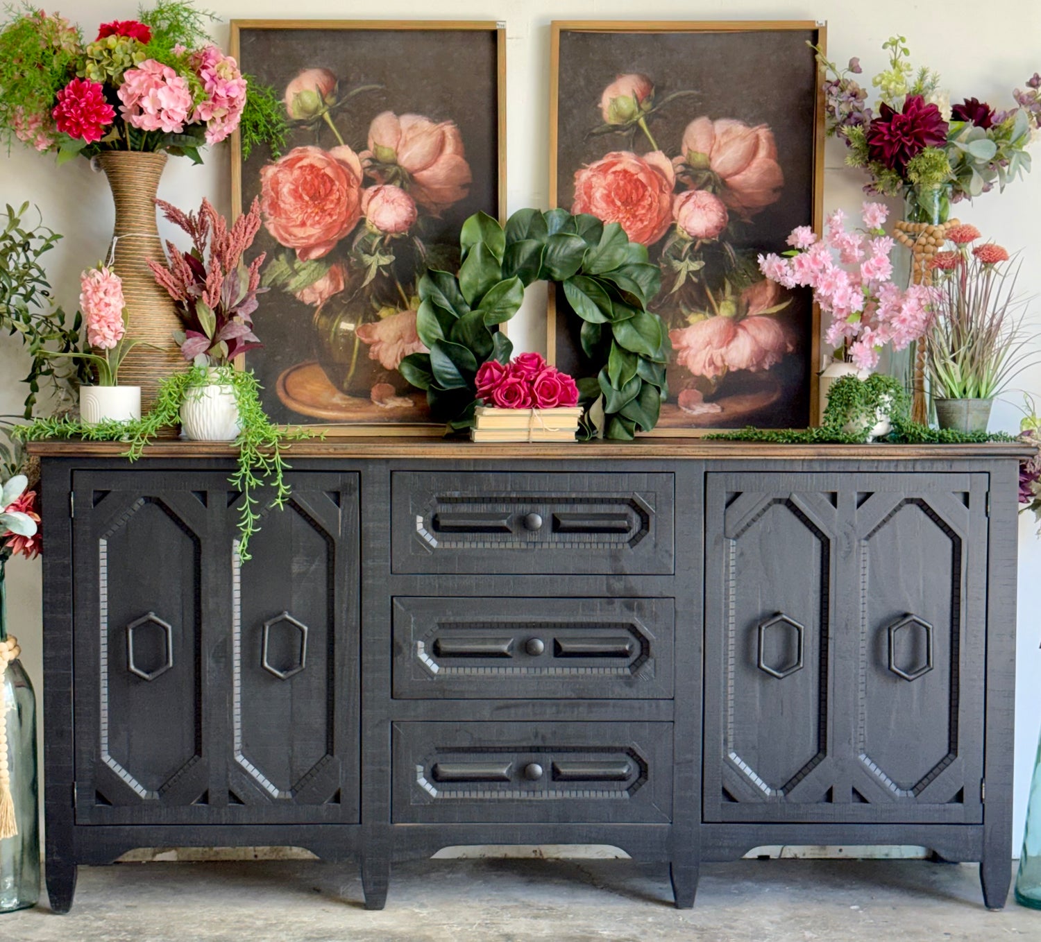 Cora Console-Black/Honeywood™