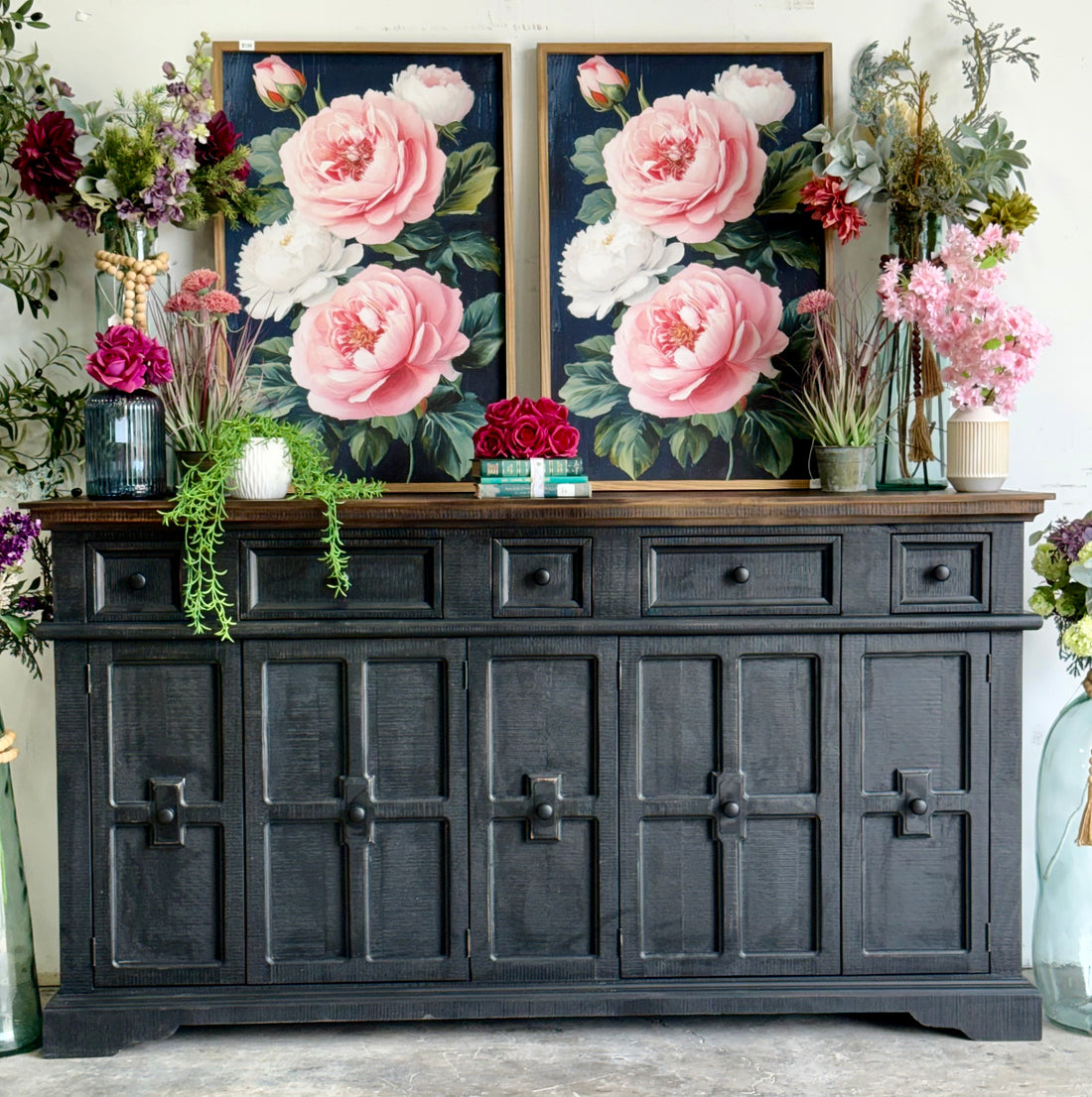Gabriella Console-Handrubbed Black/Sparrow
