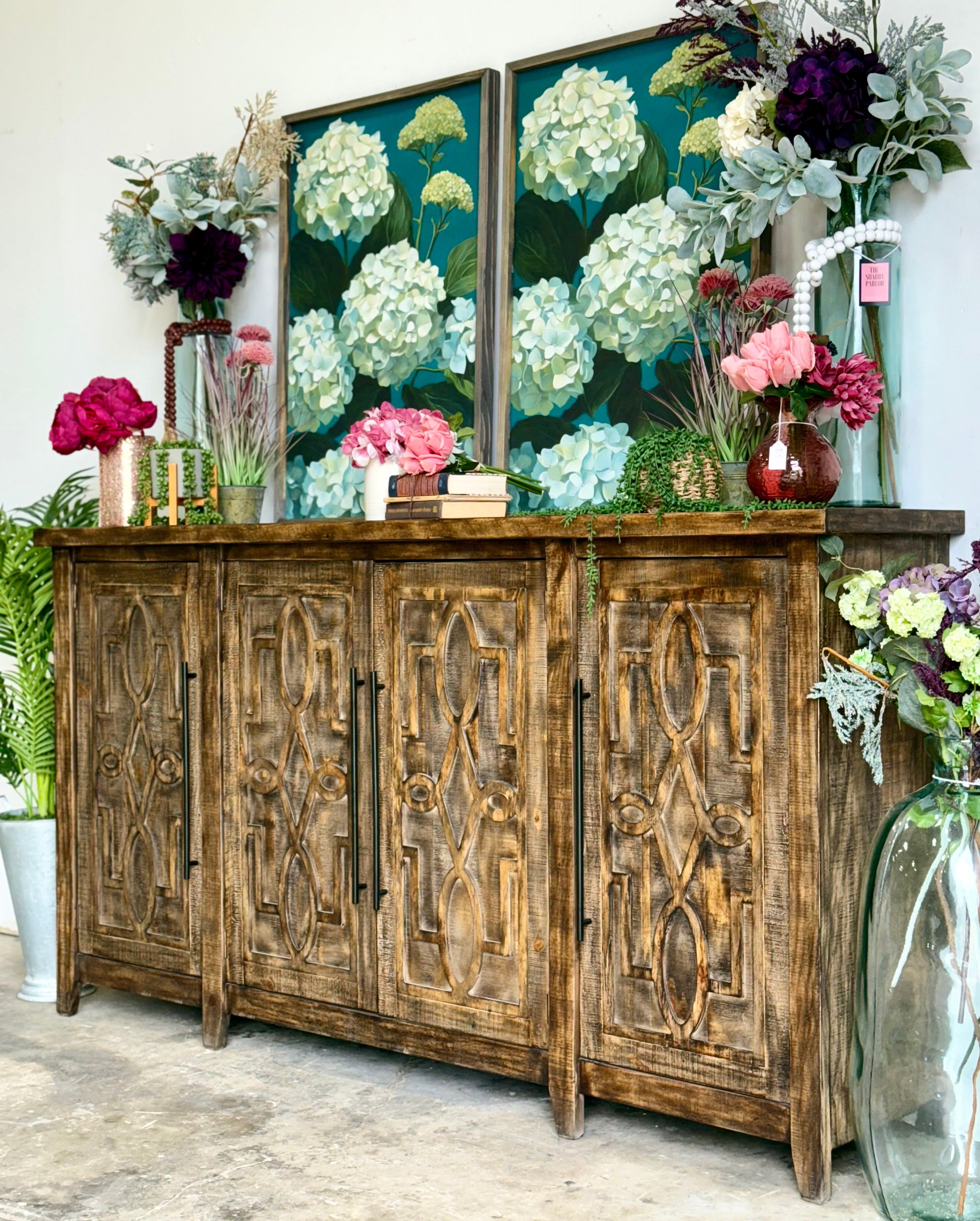 Ivy 4 Door Console-Pecan
