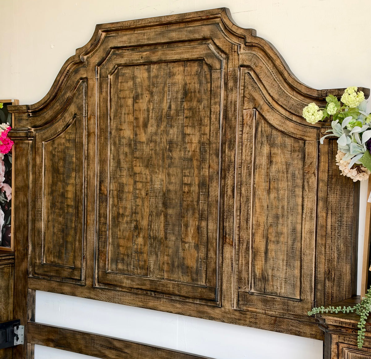 Eden King Bed-Pecan