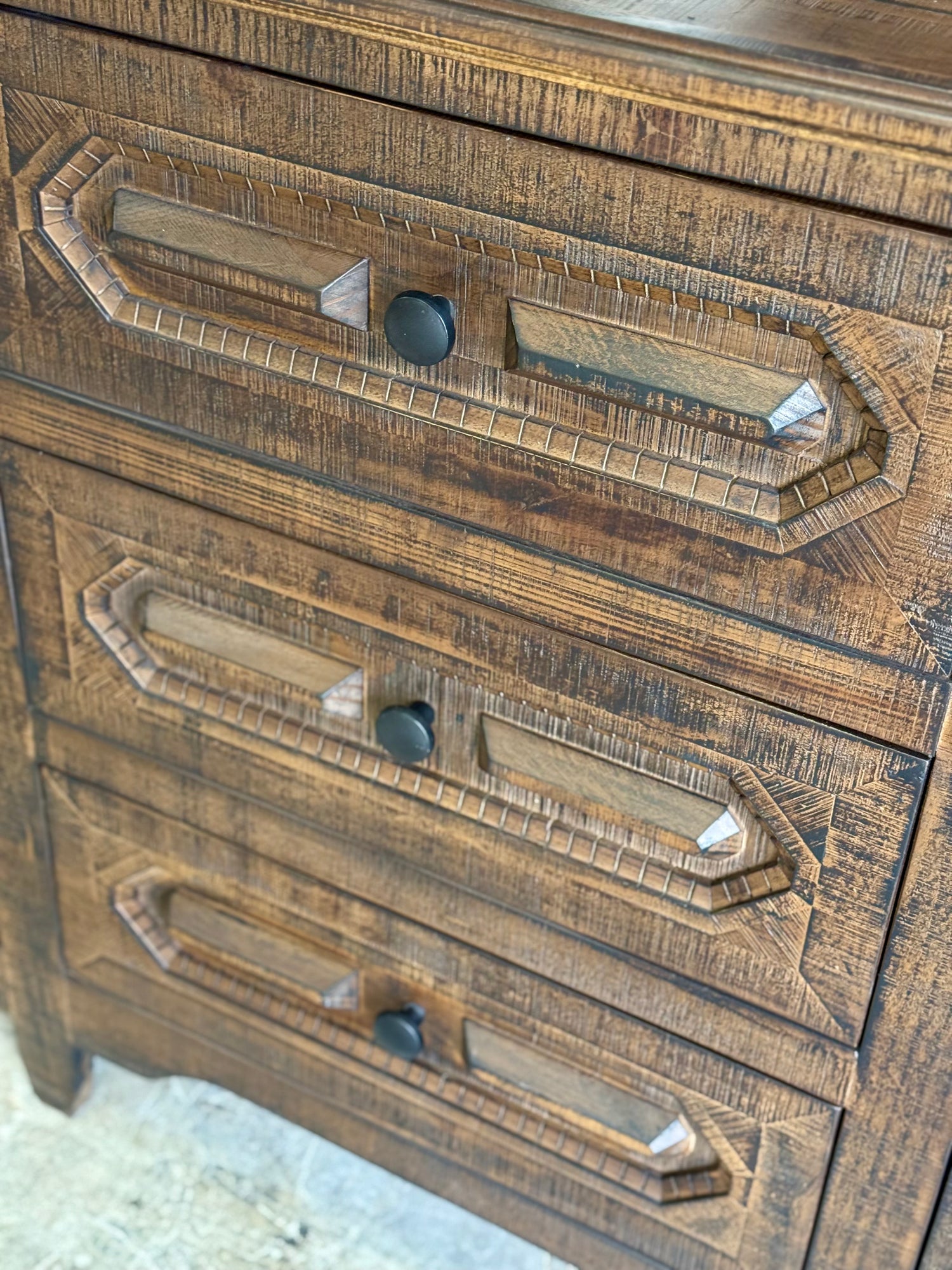 Cora Console-Honeywood™