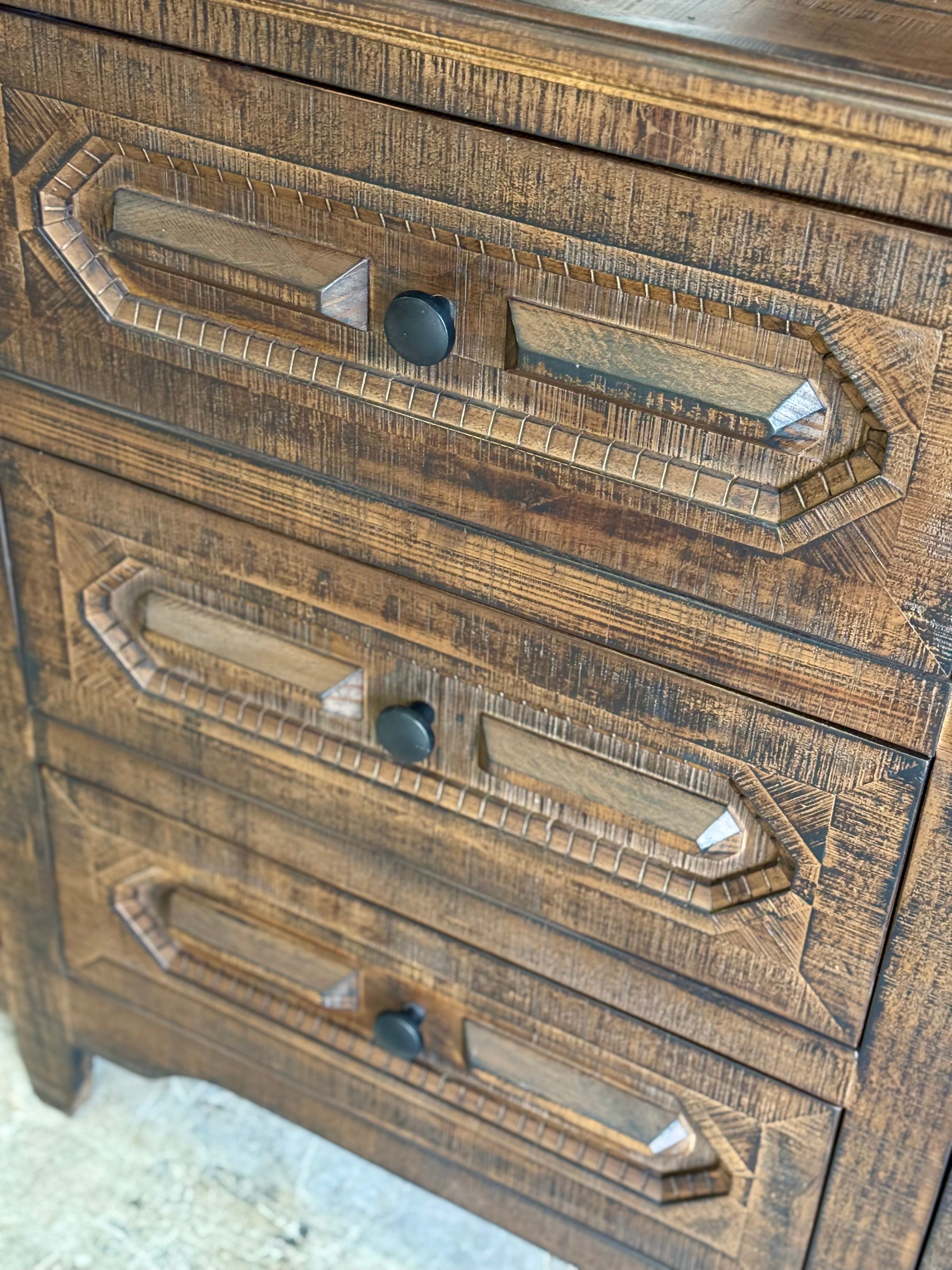 Cora Console-Honeywood™