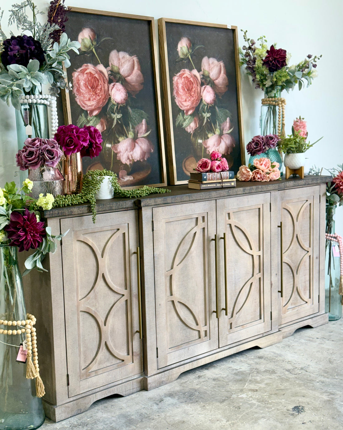 Circle Door Console-Soft Drift/Honeywood™