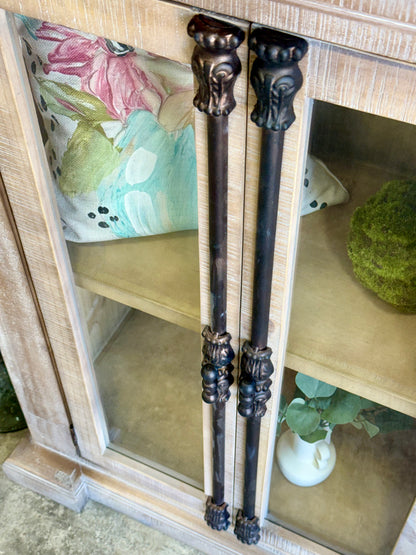 BLAKELY 4 Door Console-Soft Drift