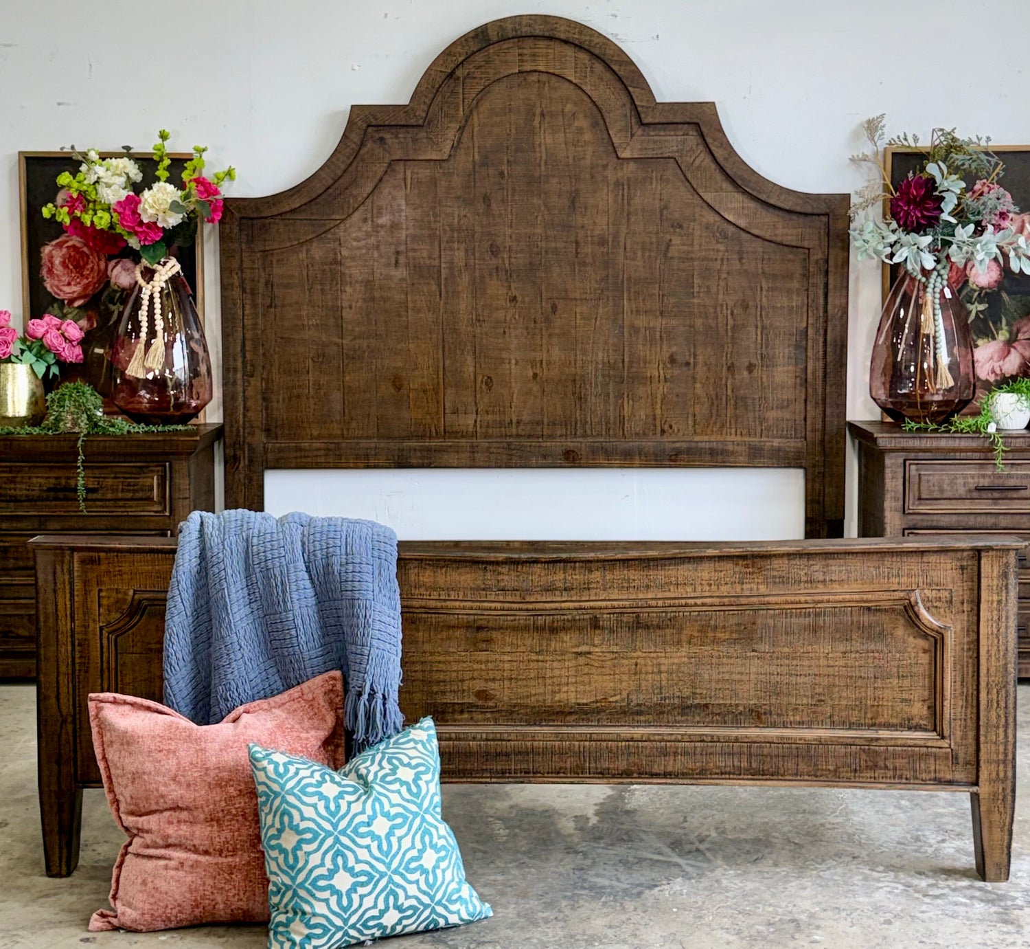 Jessica King Bed-Honeywood