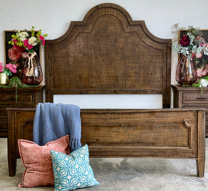 Jessica King Bed-Honeywood