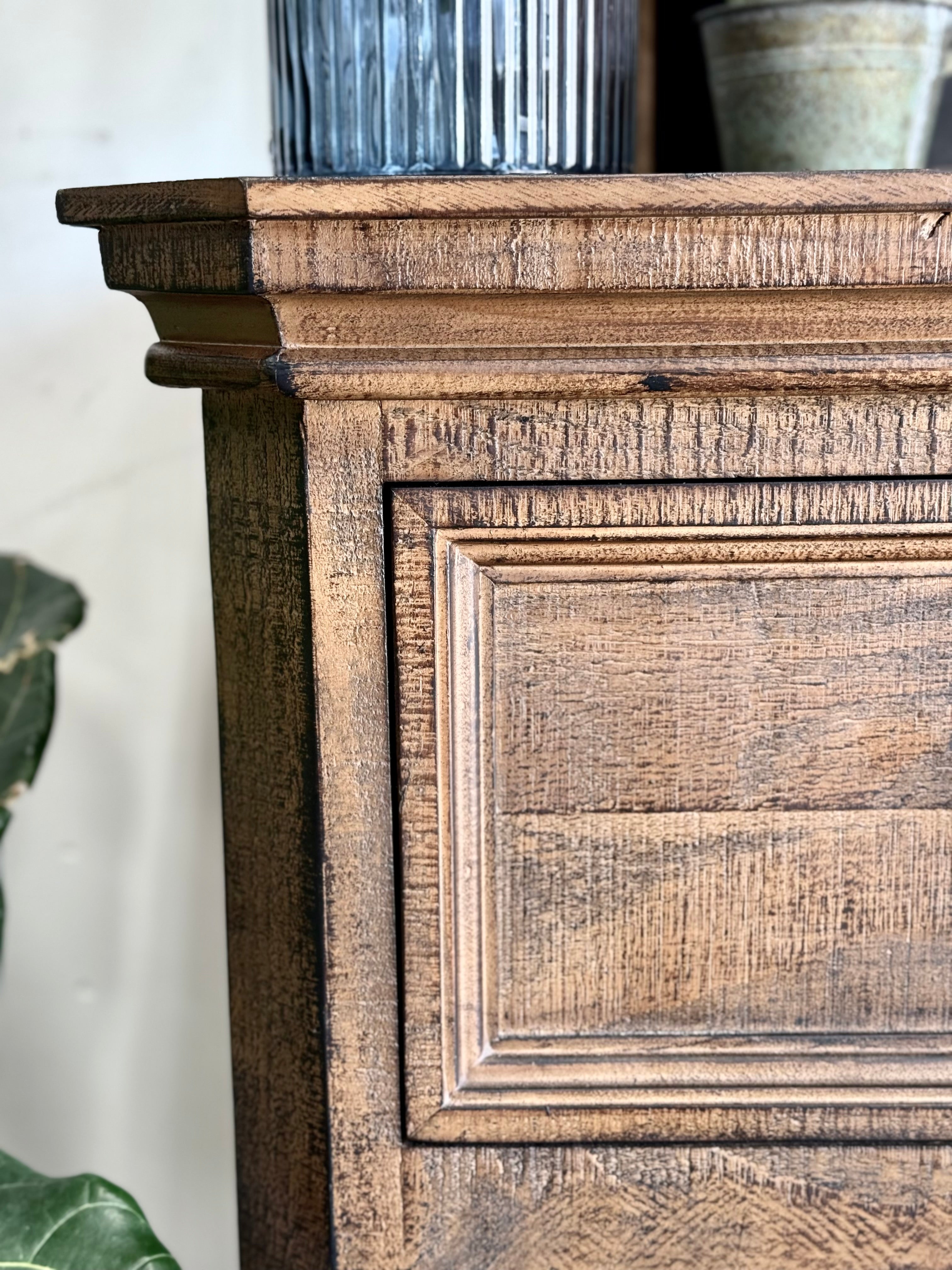 Eden Dresser- Honeywood™