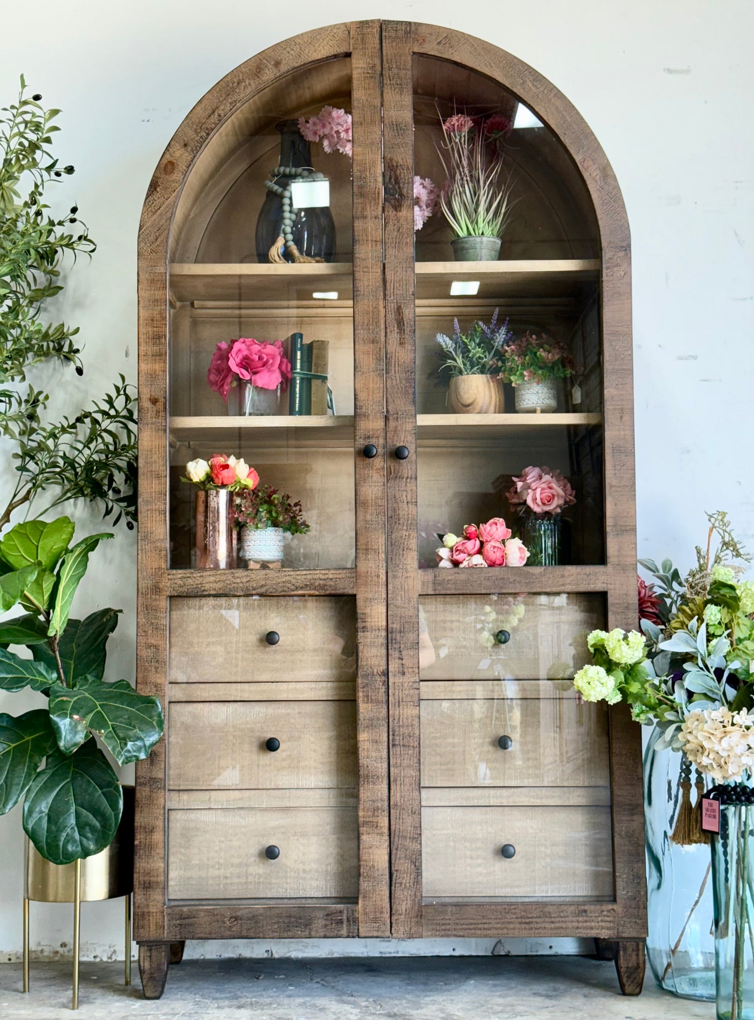 Melody Domed Vitrine-Honeywood™/Cappuccino