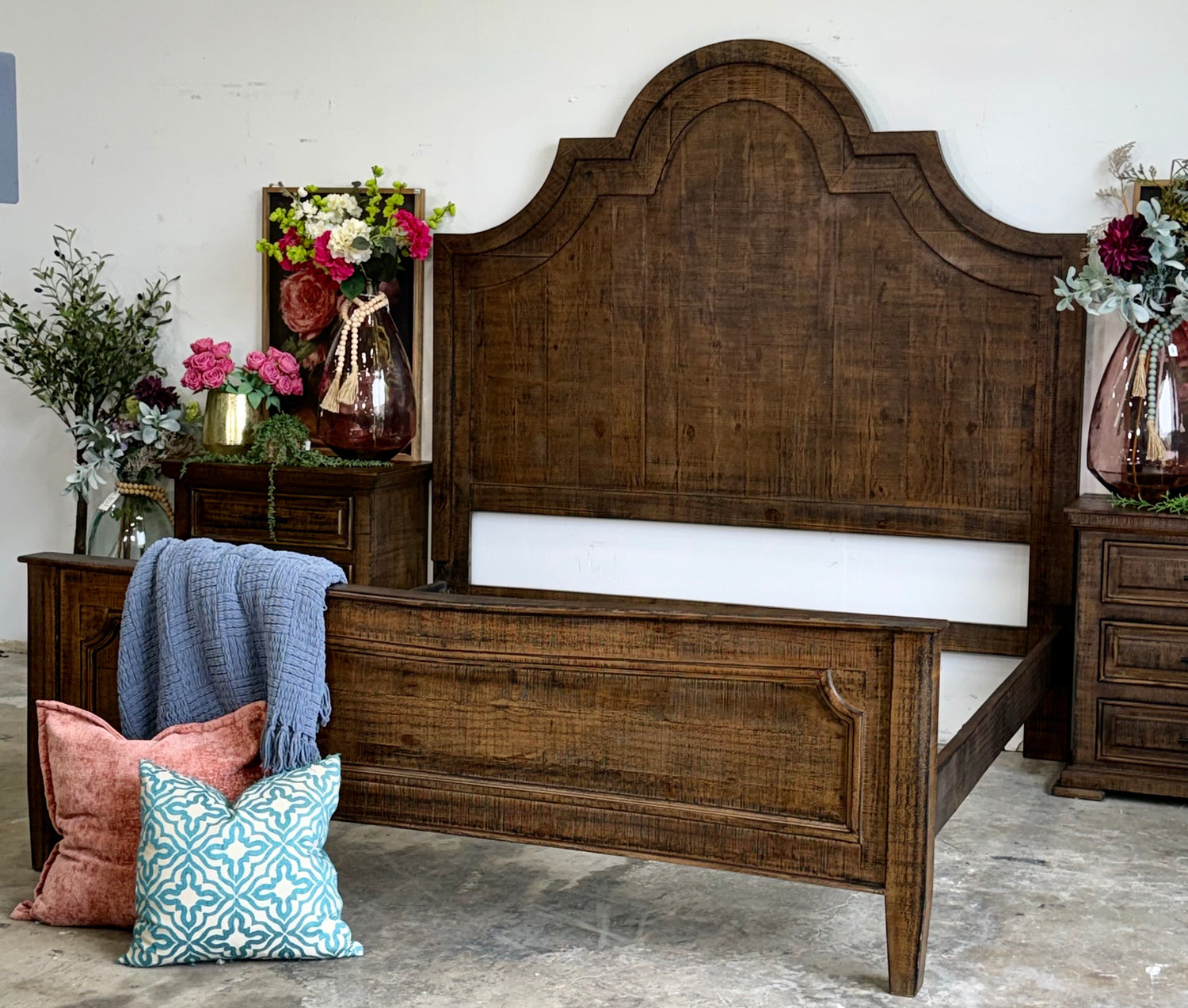 Jessica King Bed-Honeywood