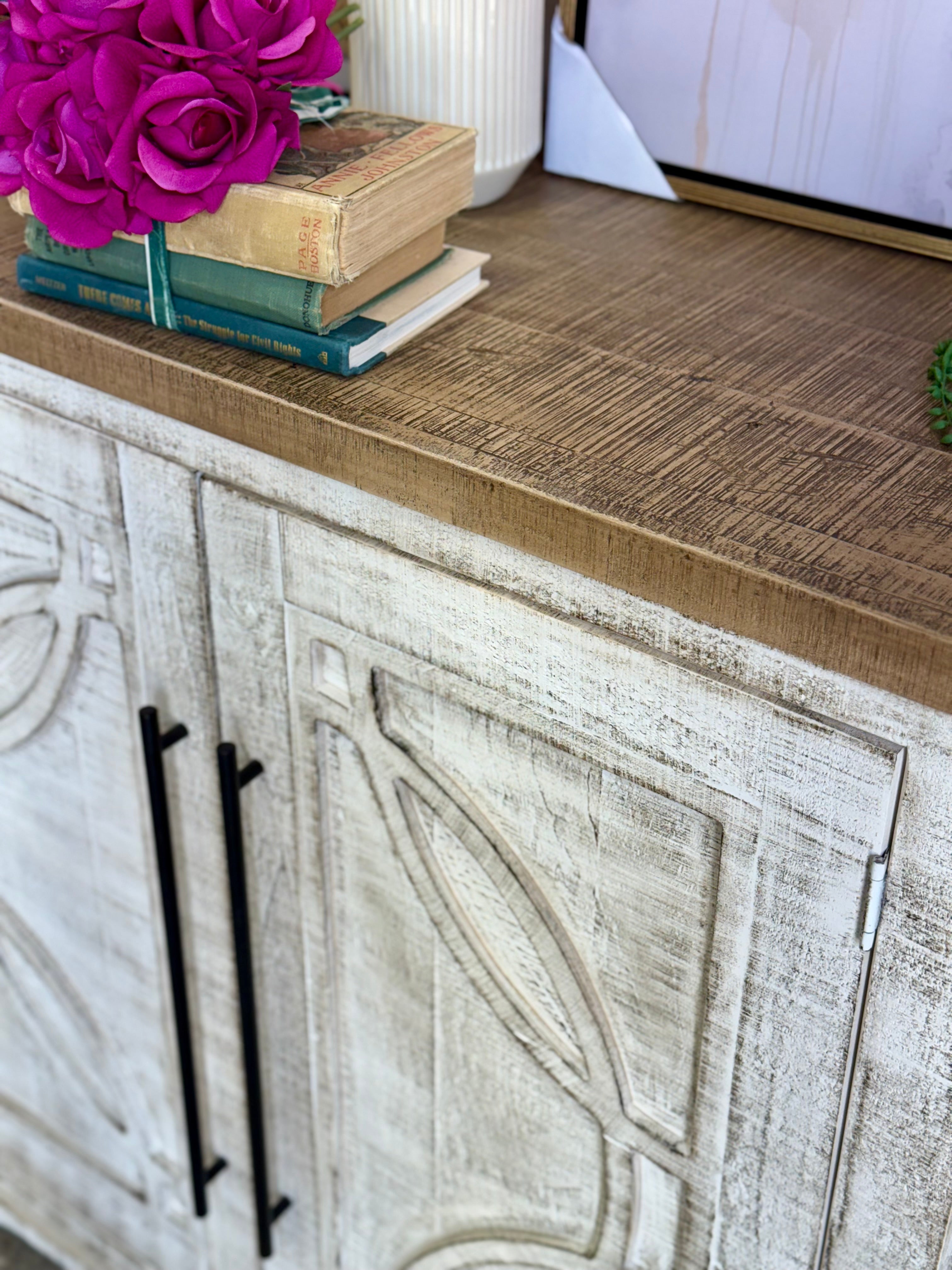 Circle Door Console-Toasted Wheat™/Sandstone