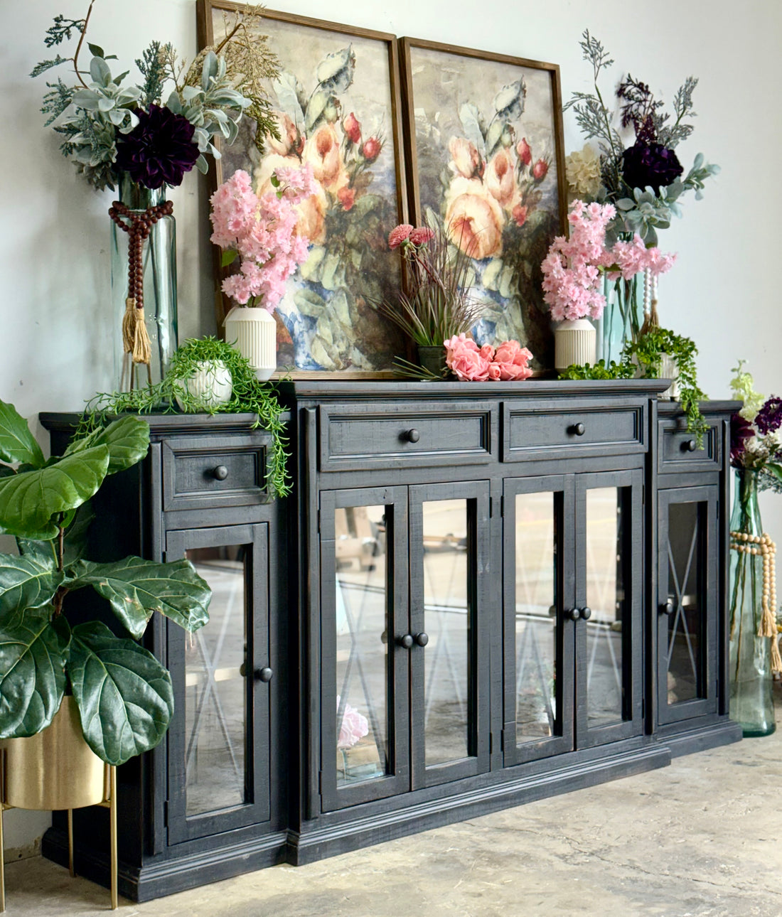 Oliver 6-Door Console-Black/Dove