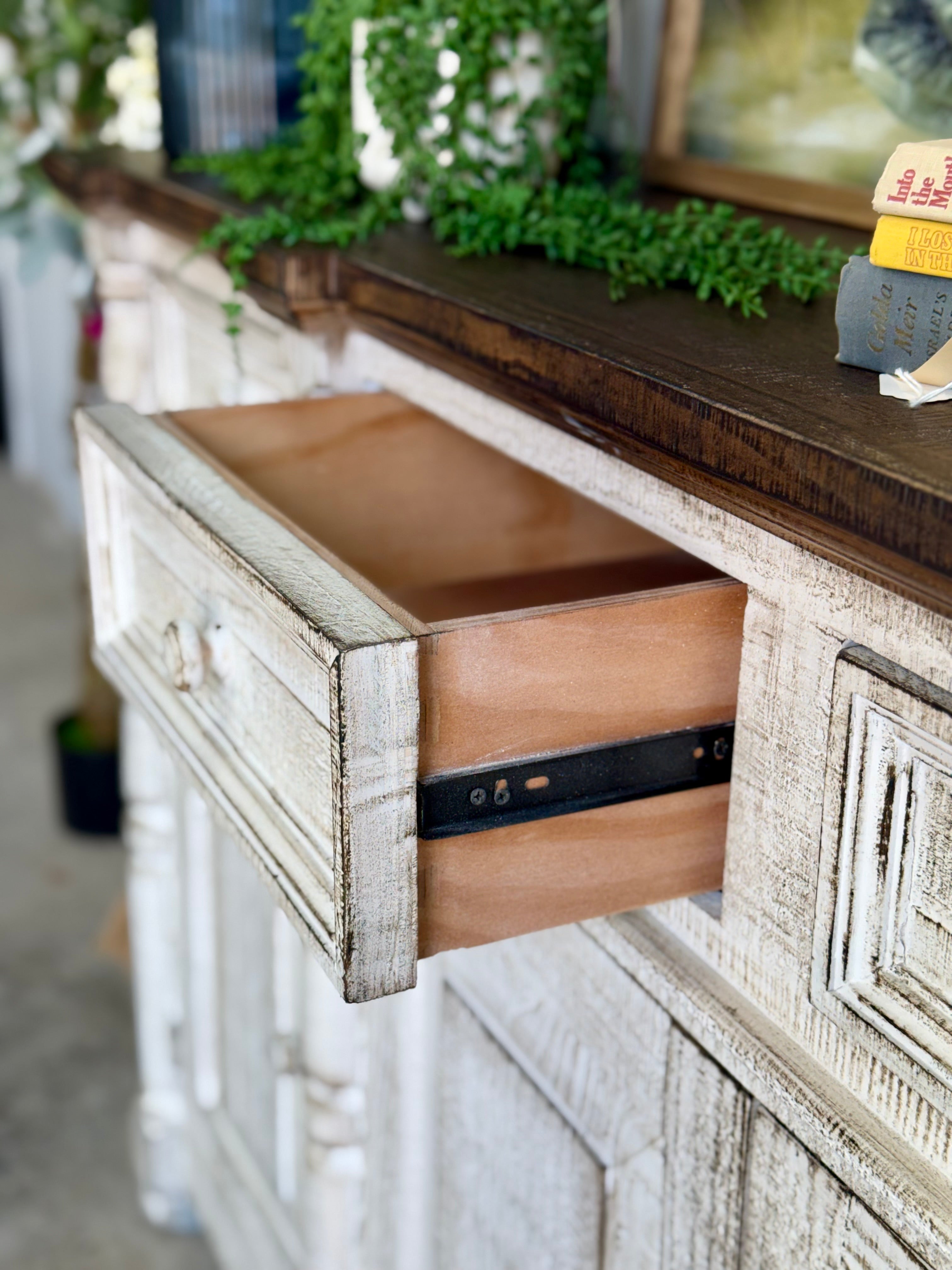 Novah 4-Door Console-Toasted Wheat/Honeywood