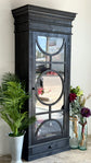 Elsie Circle Door Vitrine-Black/Sparrow