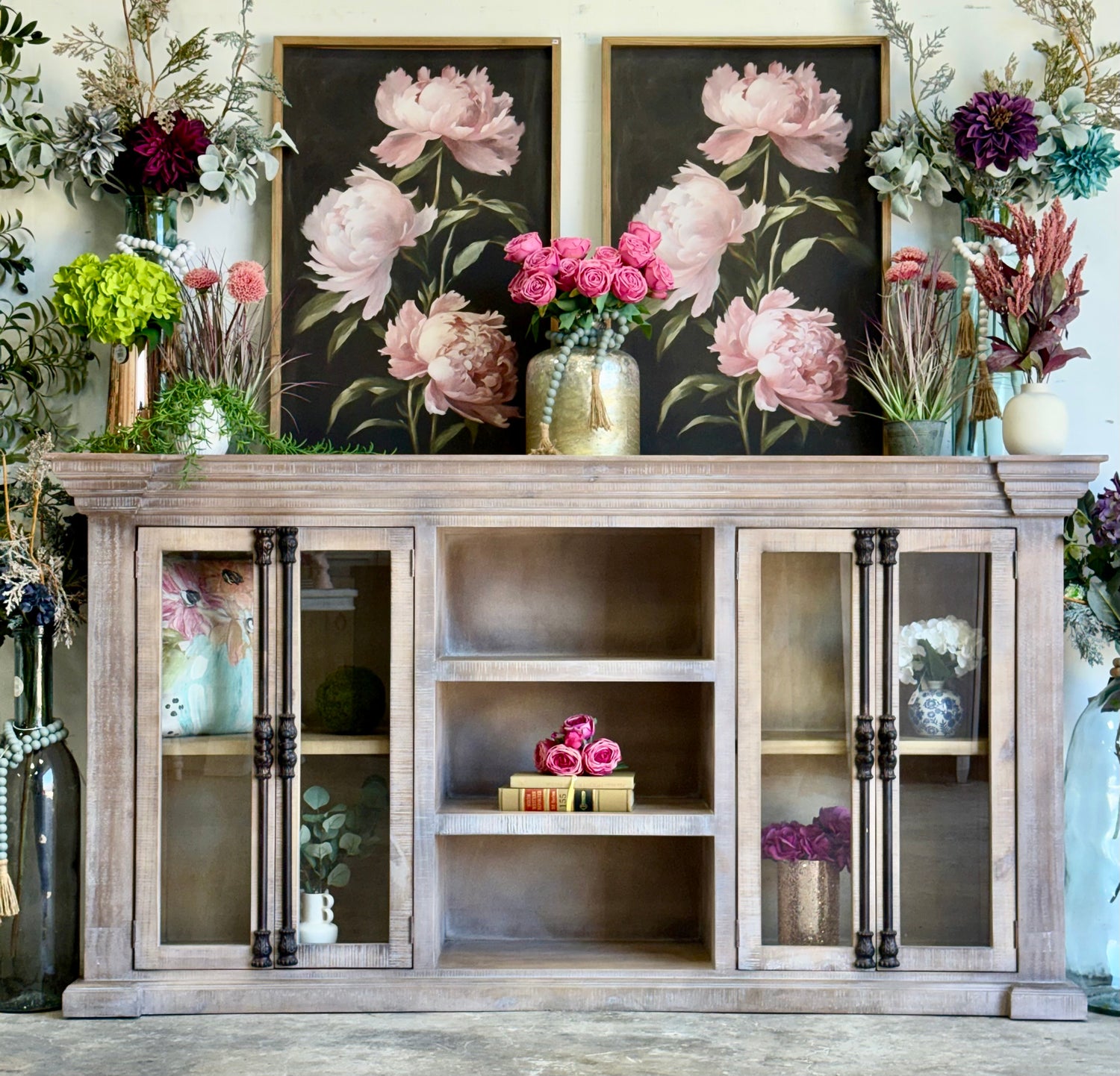 BLAKELY 4 Door Console-Soft Drift