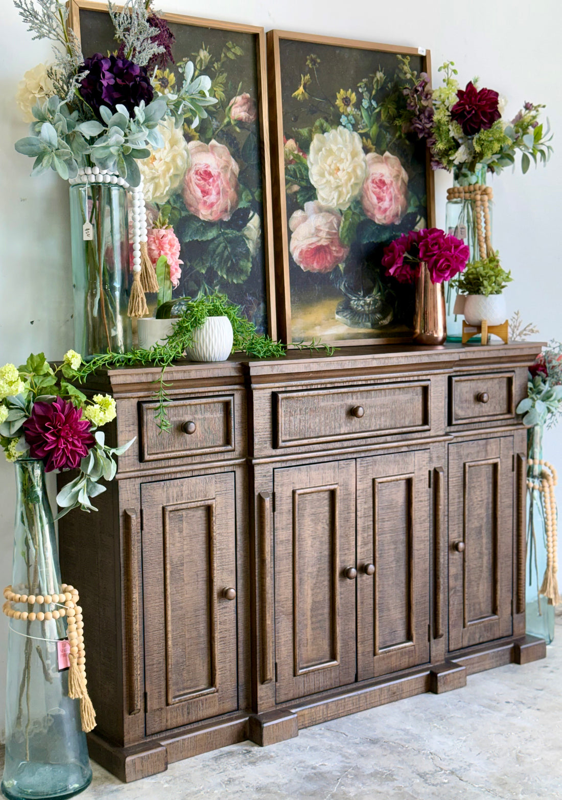 Lindsey 4-Door Console-Honeywood™