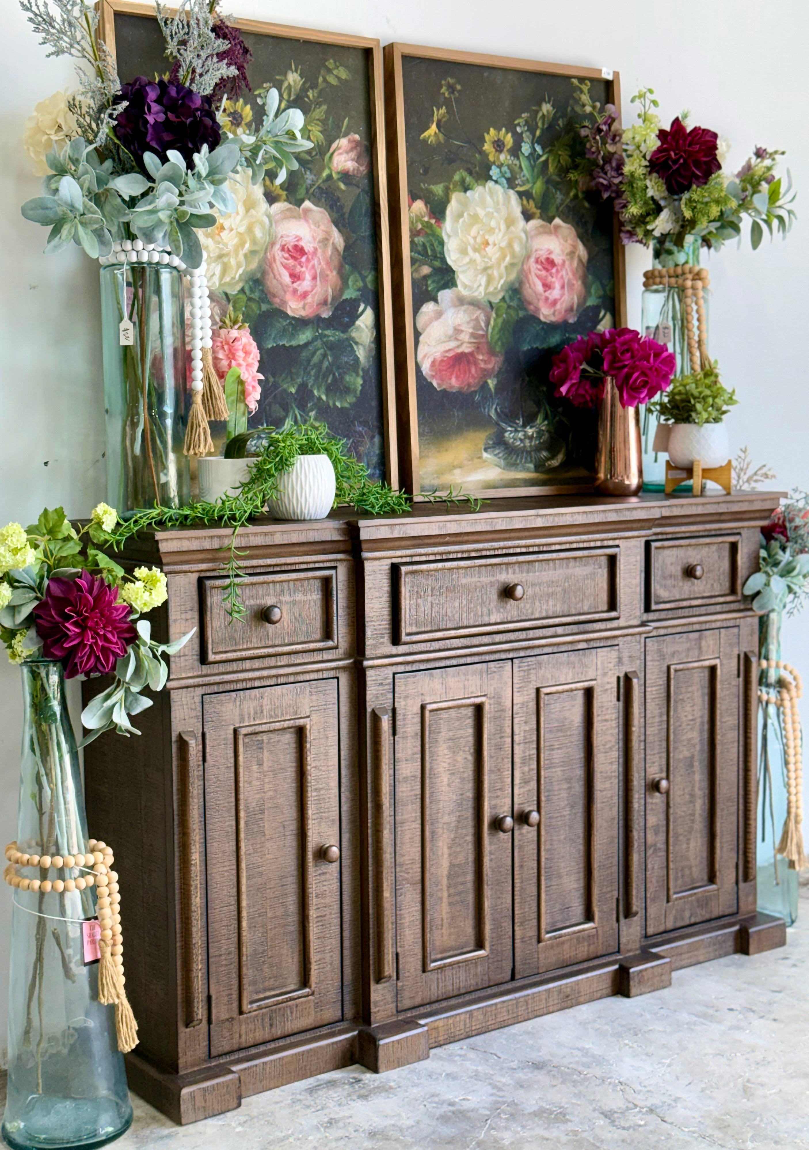 Lindsey 4-Door Console-Honeywood™