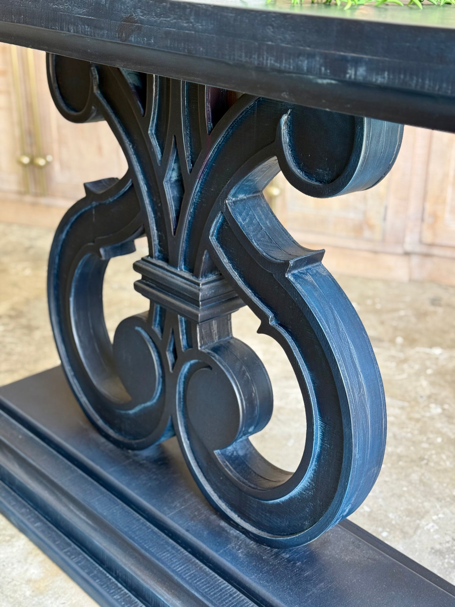 Harp Entryway-Deep Blue