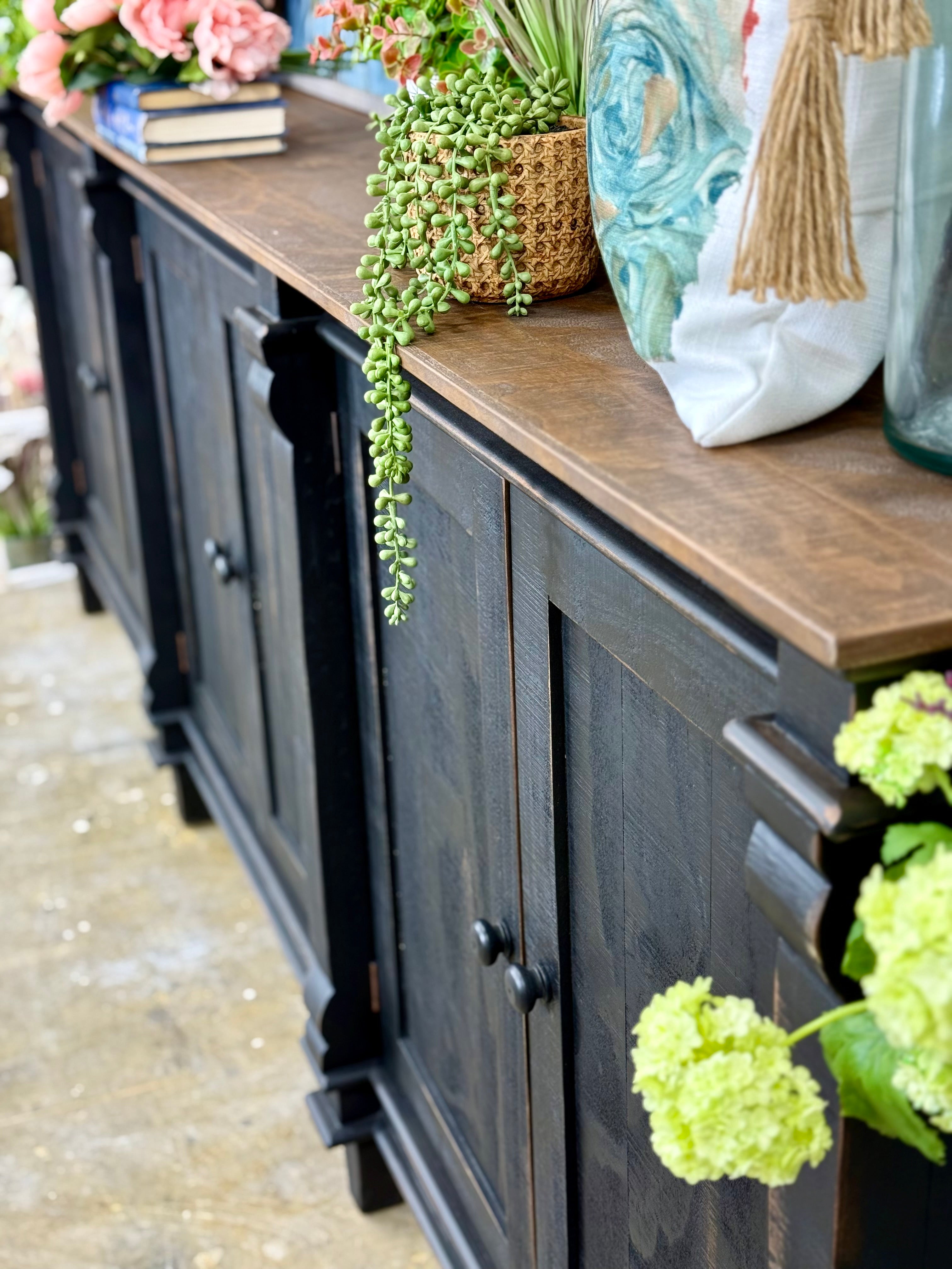 Allison 108&quot; 6 Door Console-Handrubbed Black/Sparrow Top