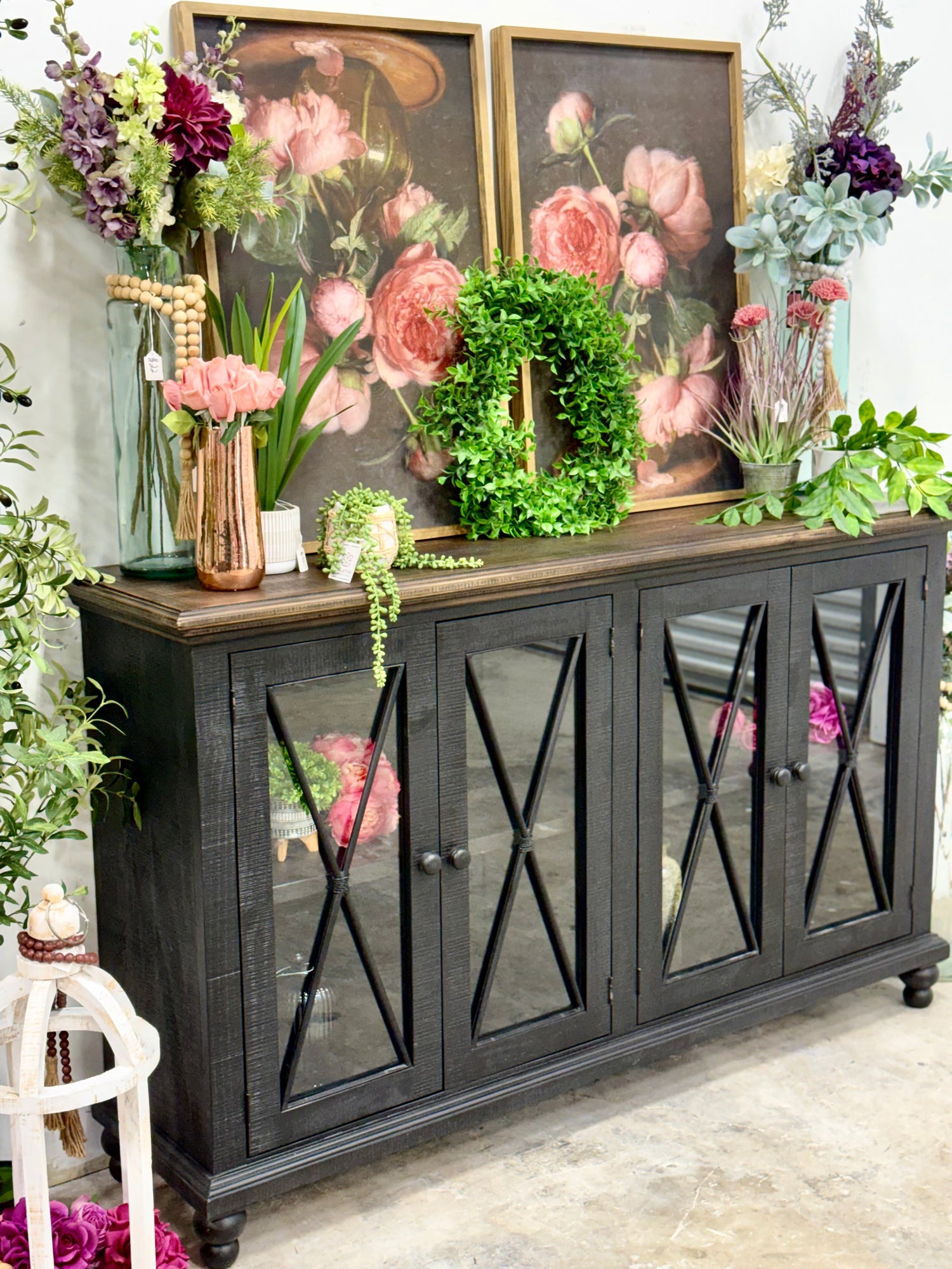 Maya 4-Door Console-Black/Sparrow