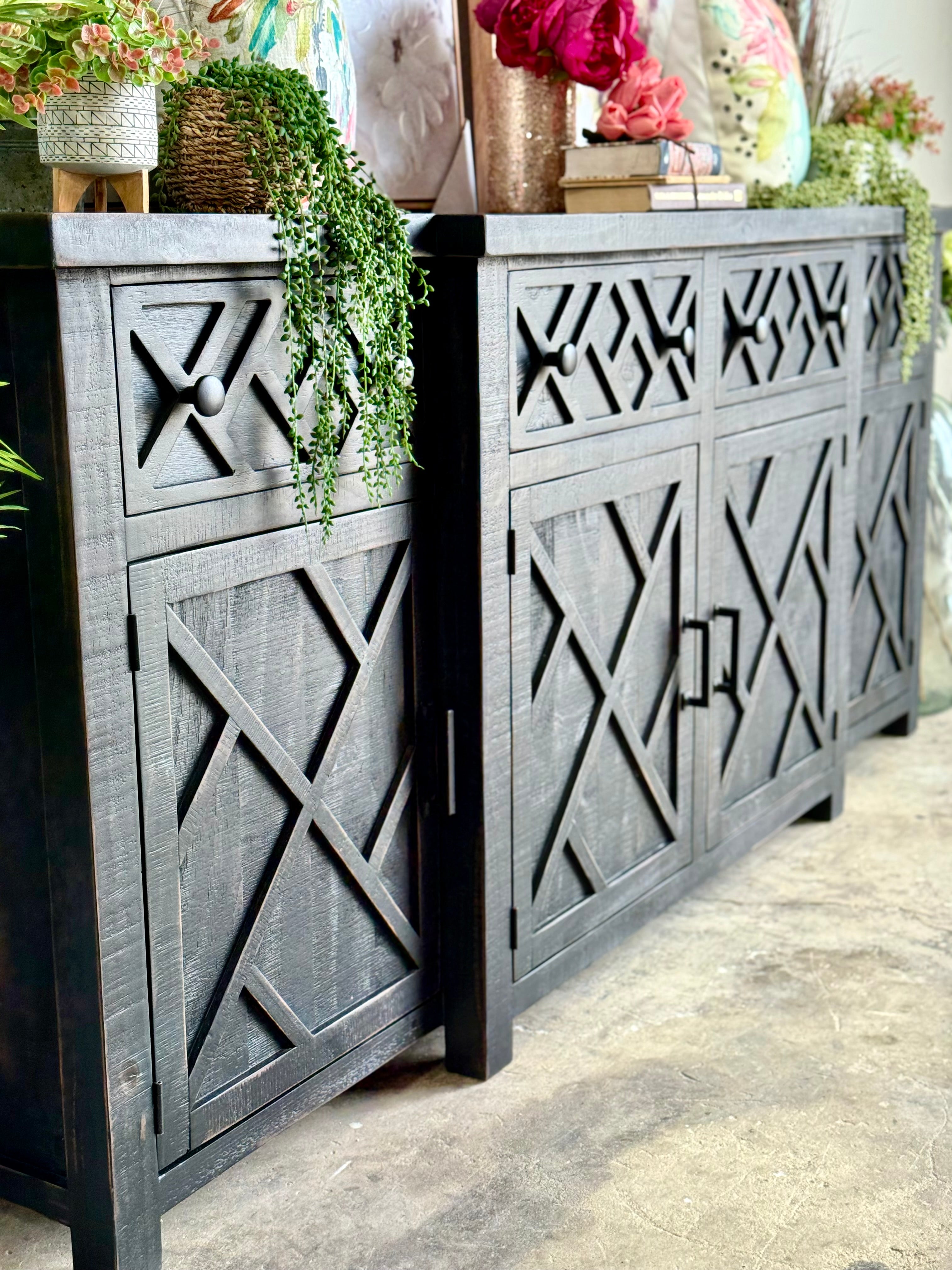 Olivia 90&quot; Console-Handrubbed Black