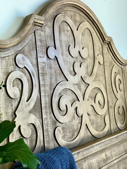 Harper Curved King-Cappuccino