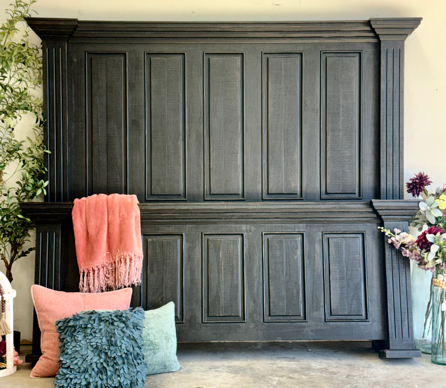 Charlotte King Paneled Bed-Handrubbed Black