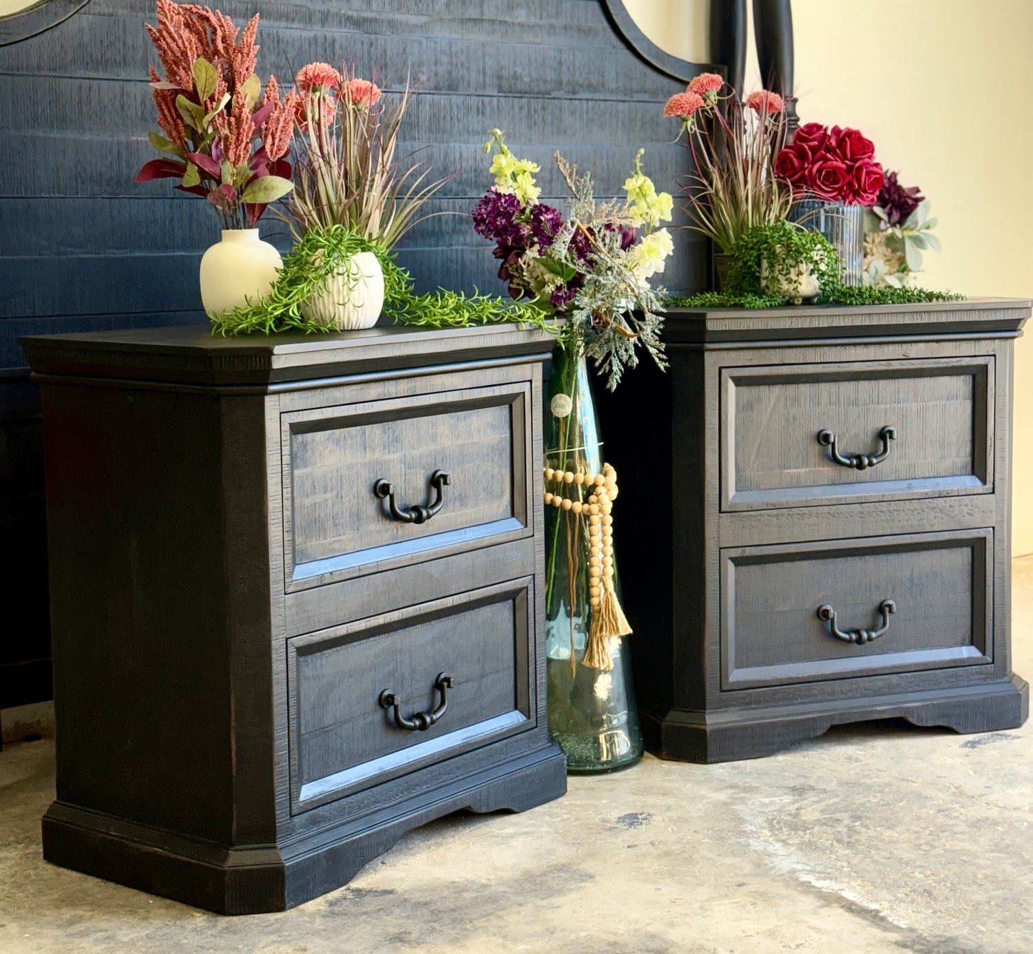 Willow Nightstand-Handrubbed Black