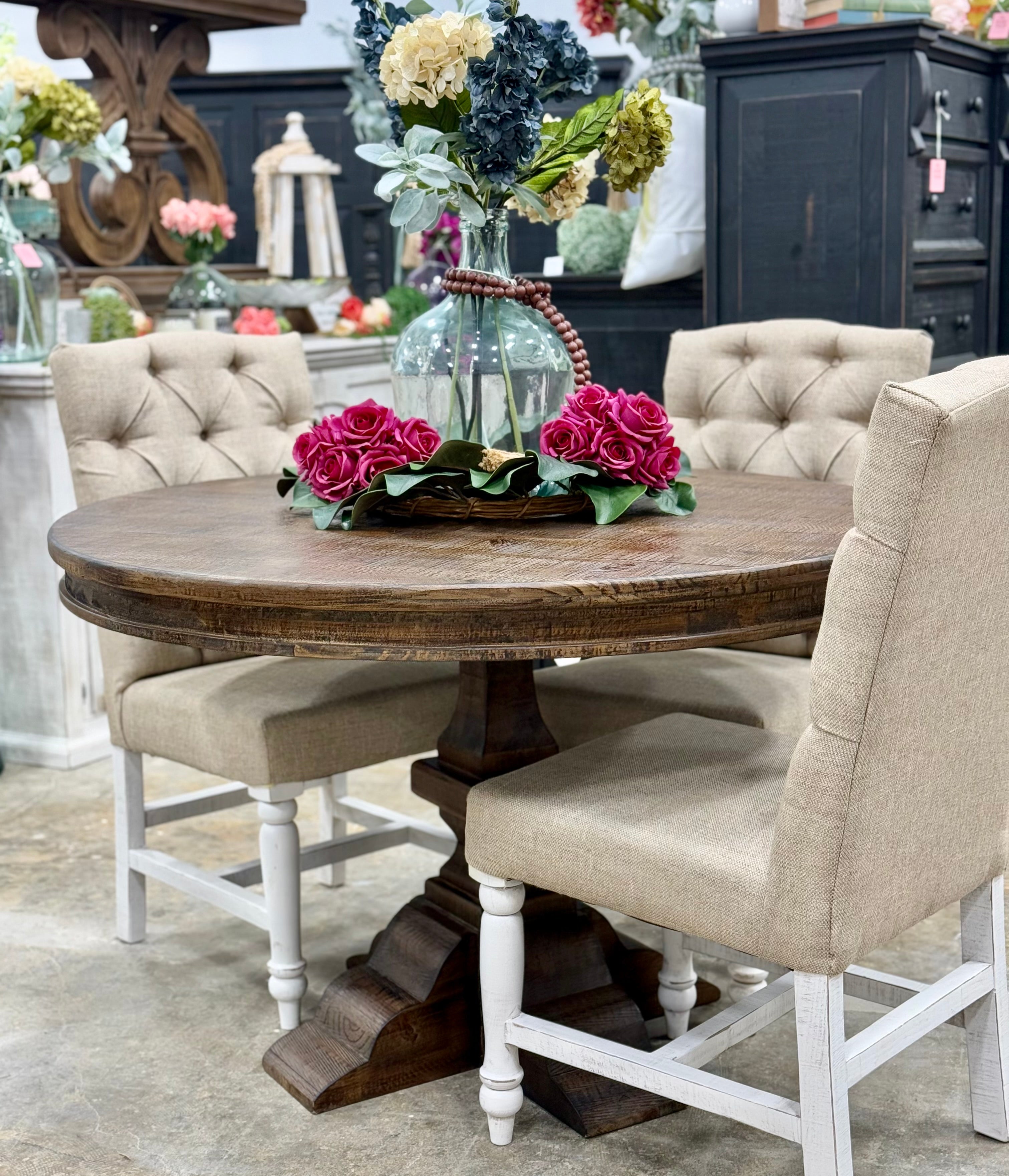 Callie 48&quot; Round Table-Honeywood