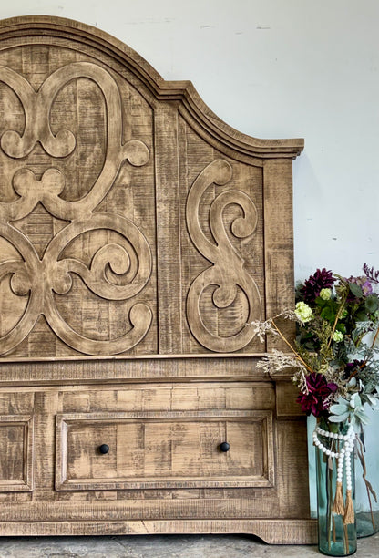 Harper Curved King-Sandstone