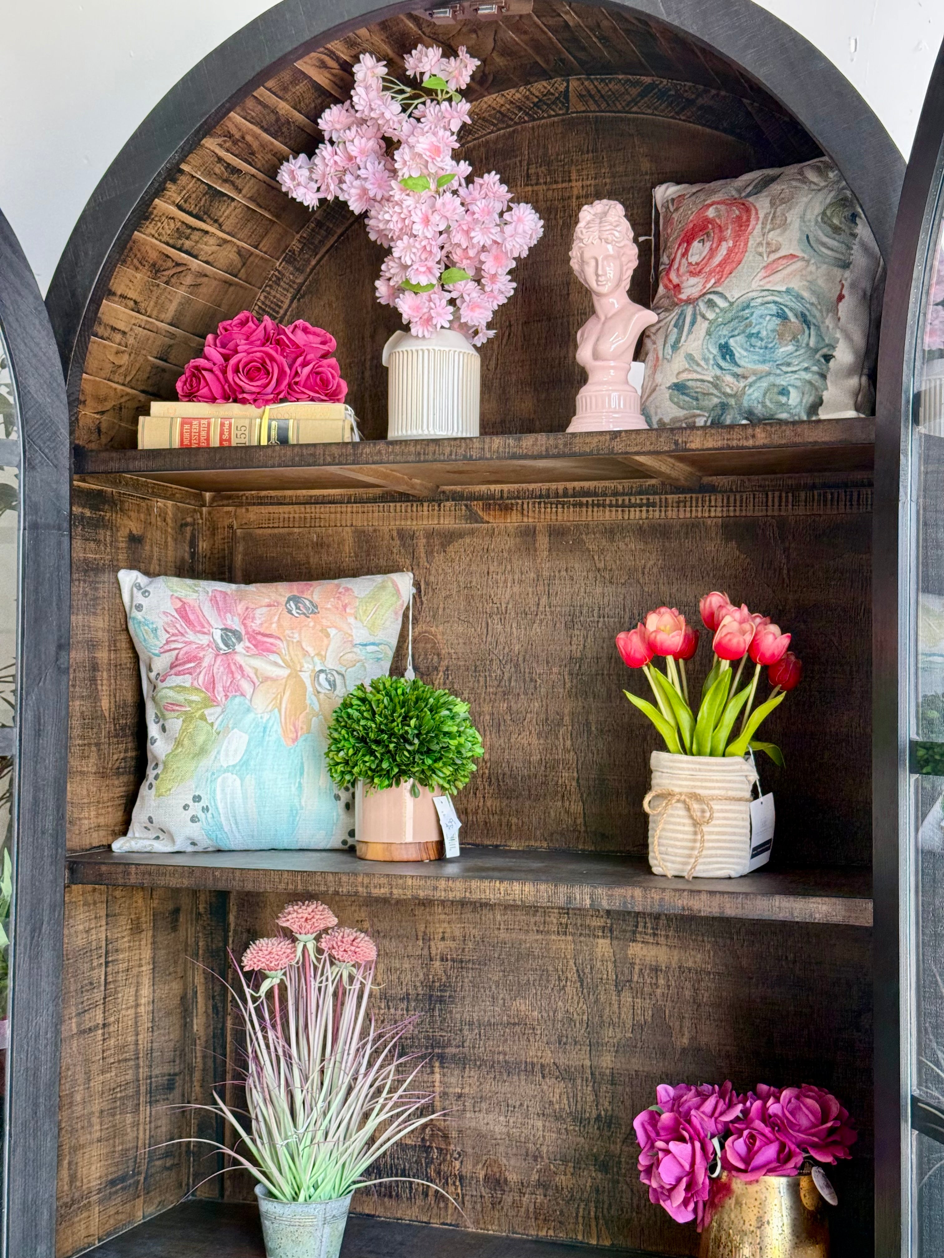 Cherish Dome Vitrine-Black/Honeywood™